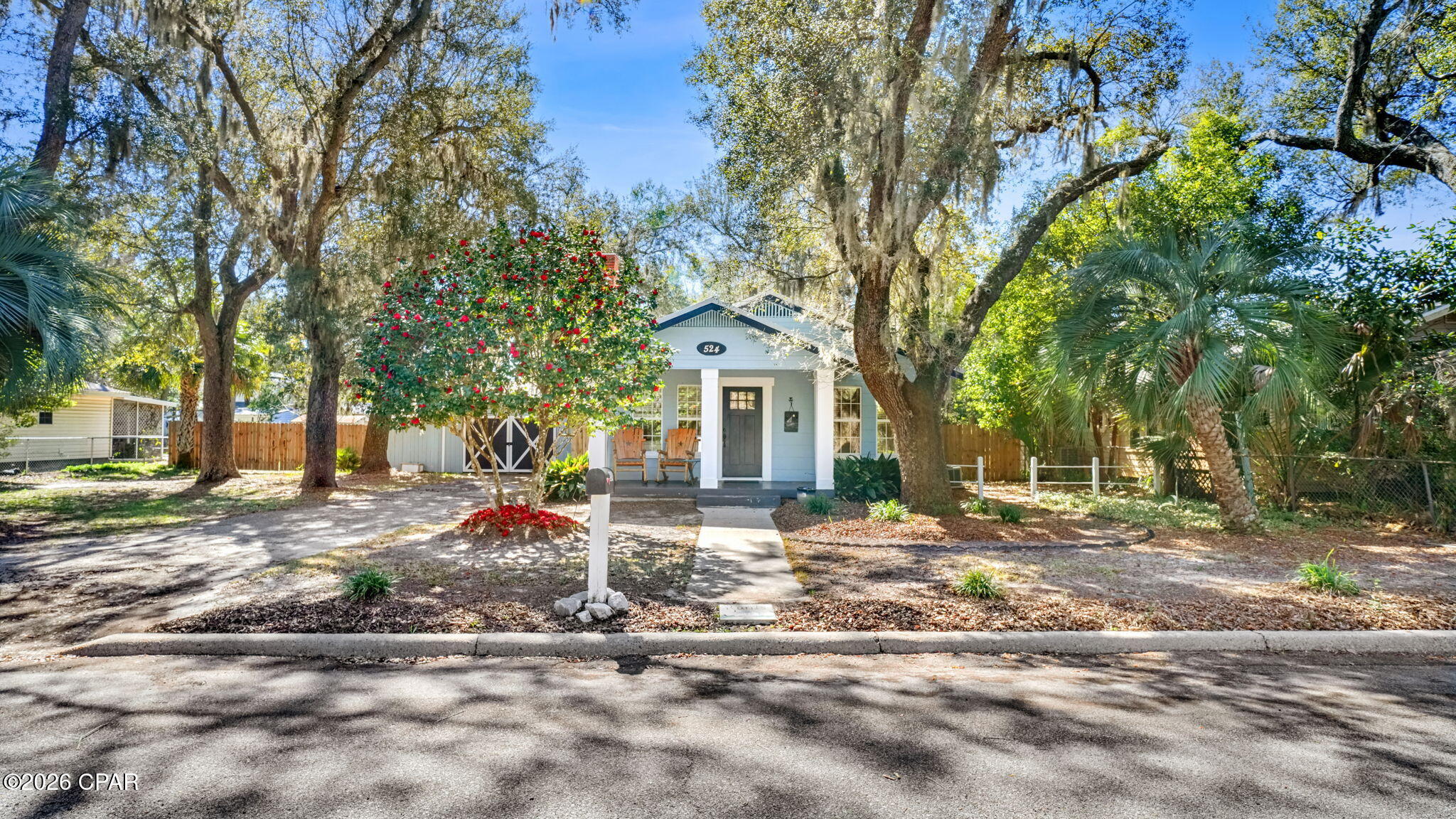 524 E 4th Court