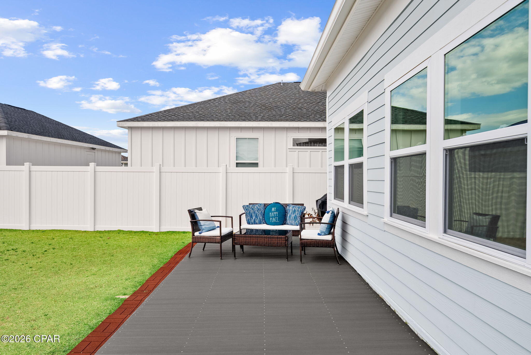 2101 Kingfisher Court