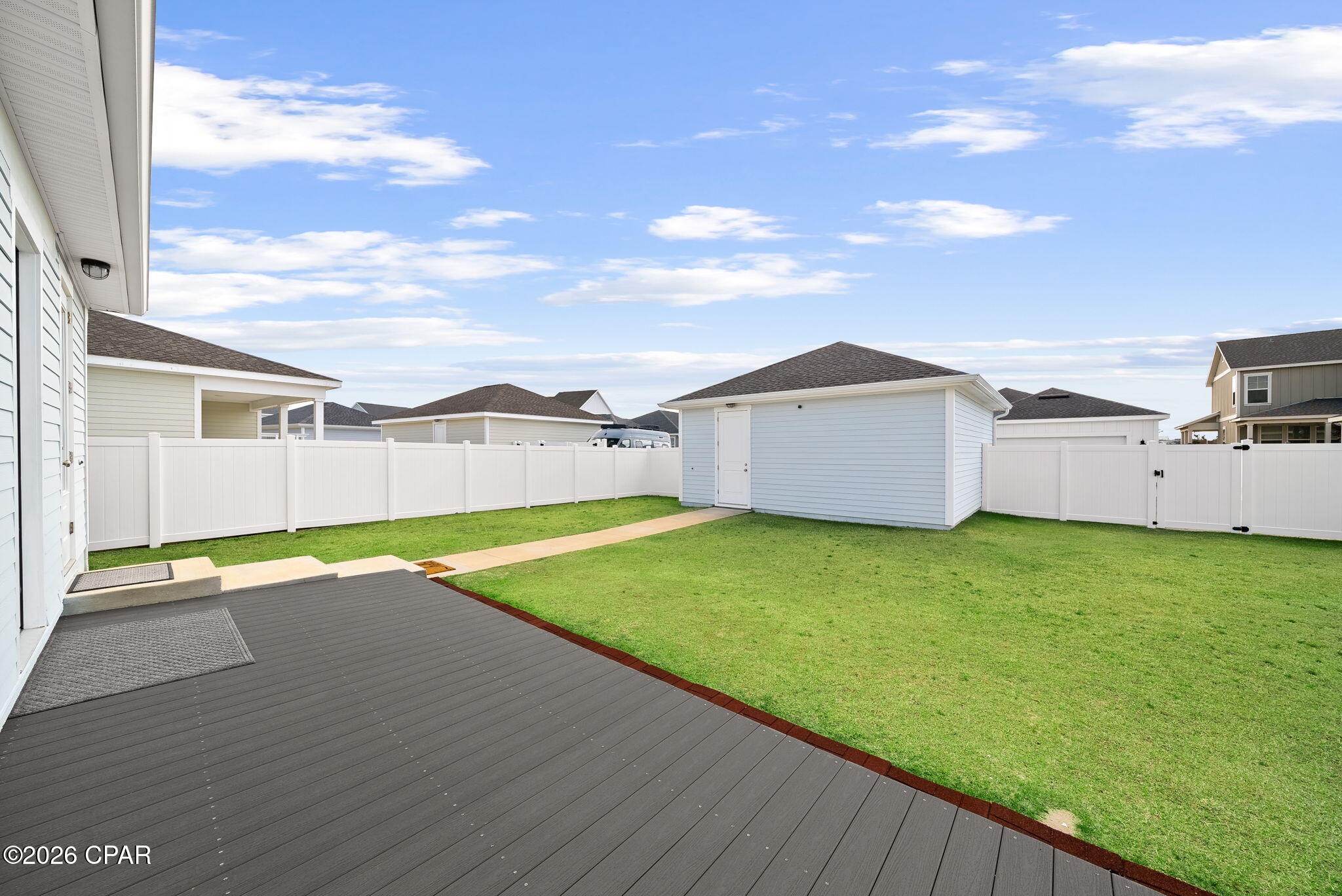 2101 Kingfisher Court