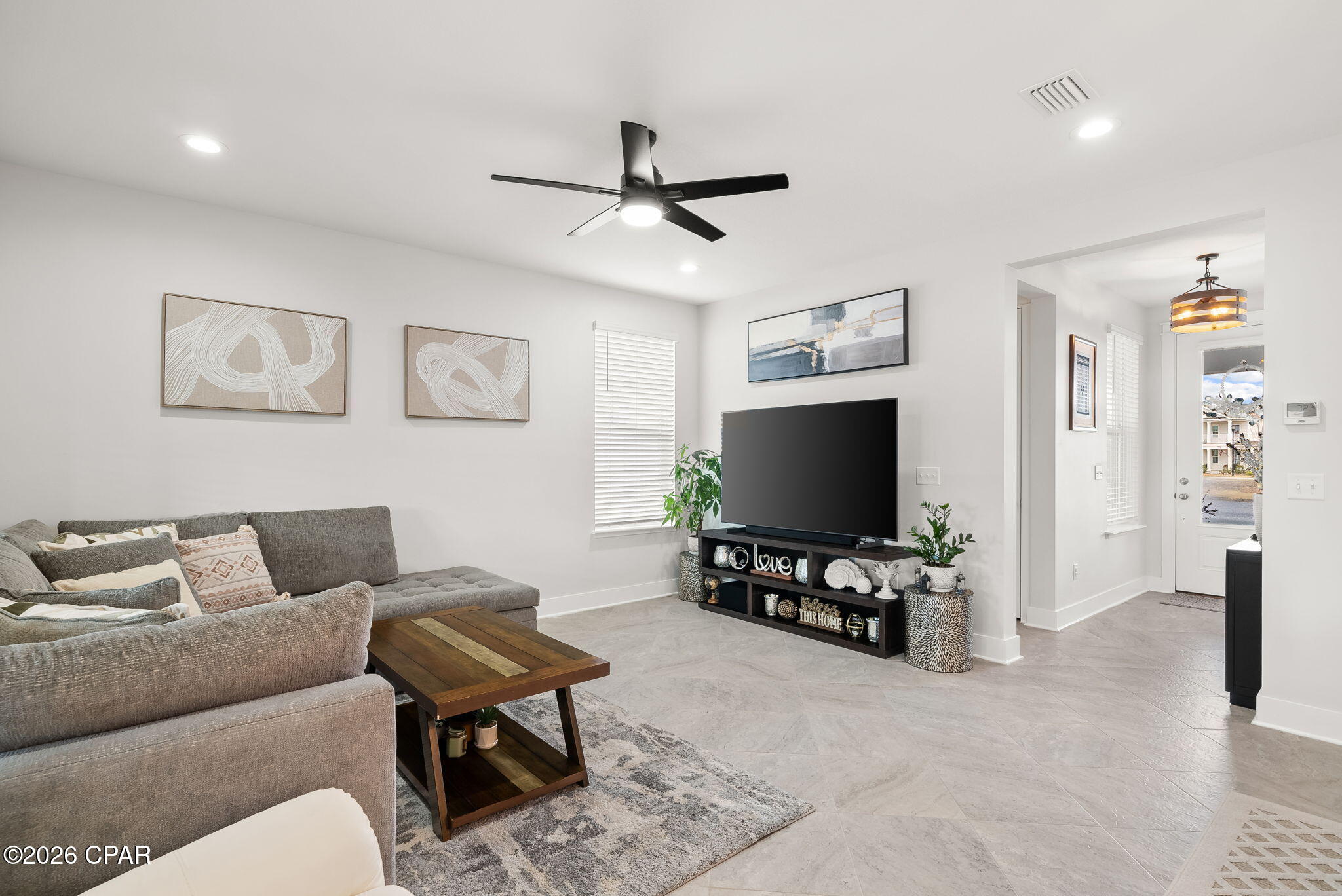 2101 Kingfisher Court