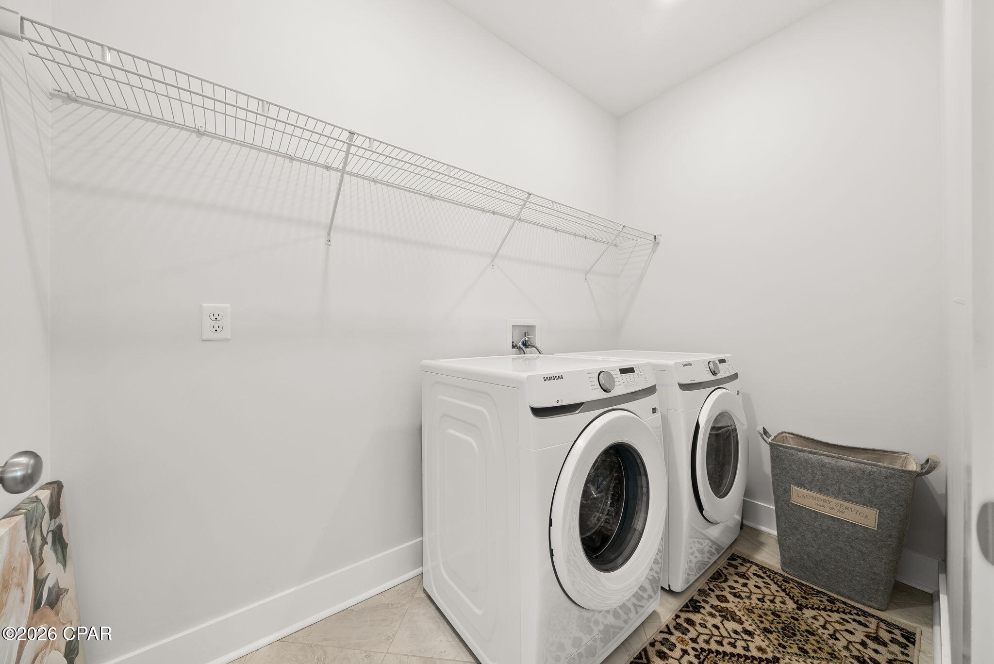 2101 Kingfisher Court