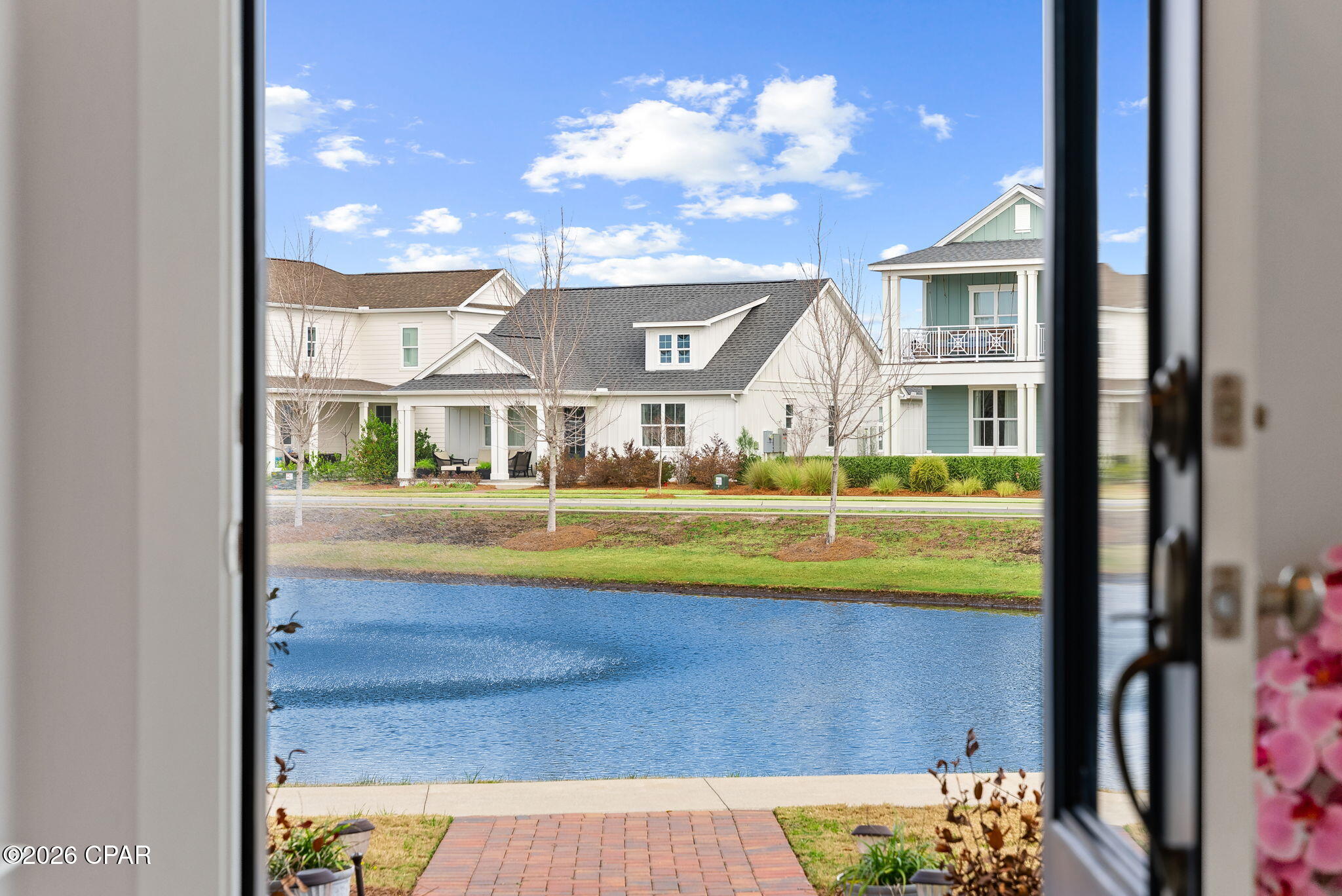 2101 Kingfisher Court