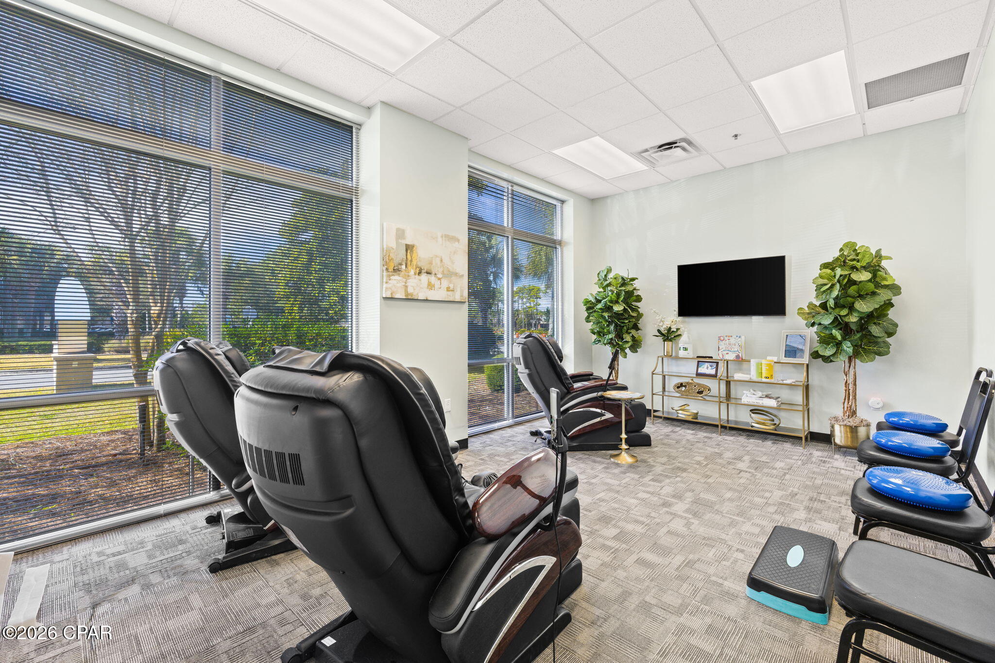 100 R Jackson Boulevard 120B