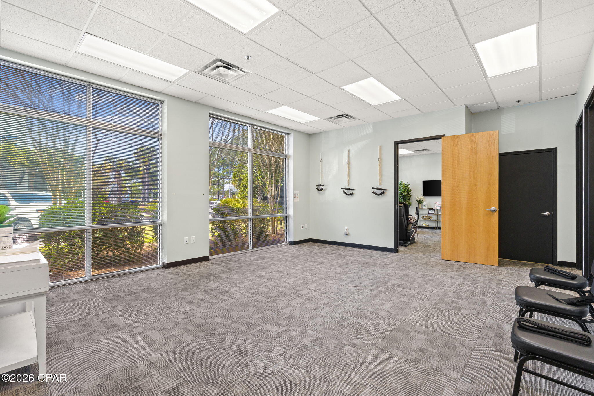 100 R Jackson Boulevard 120B