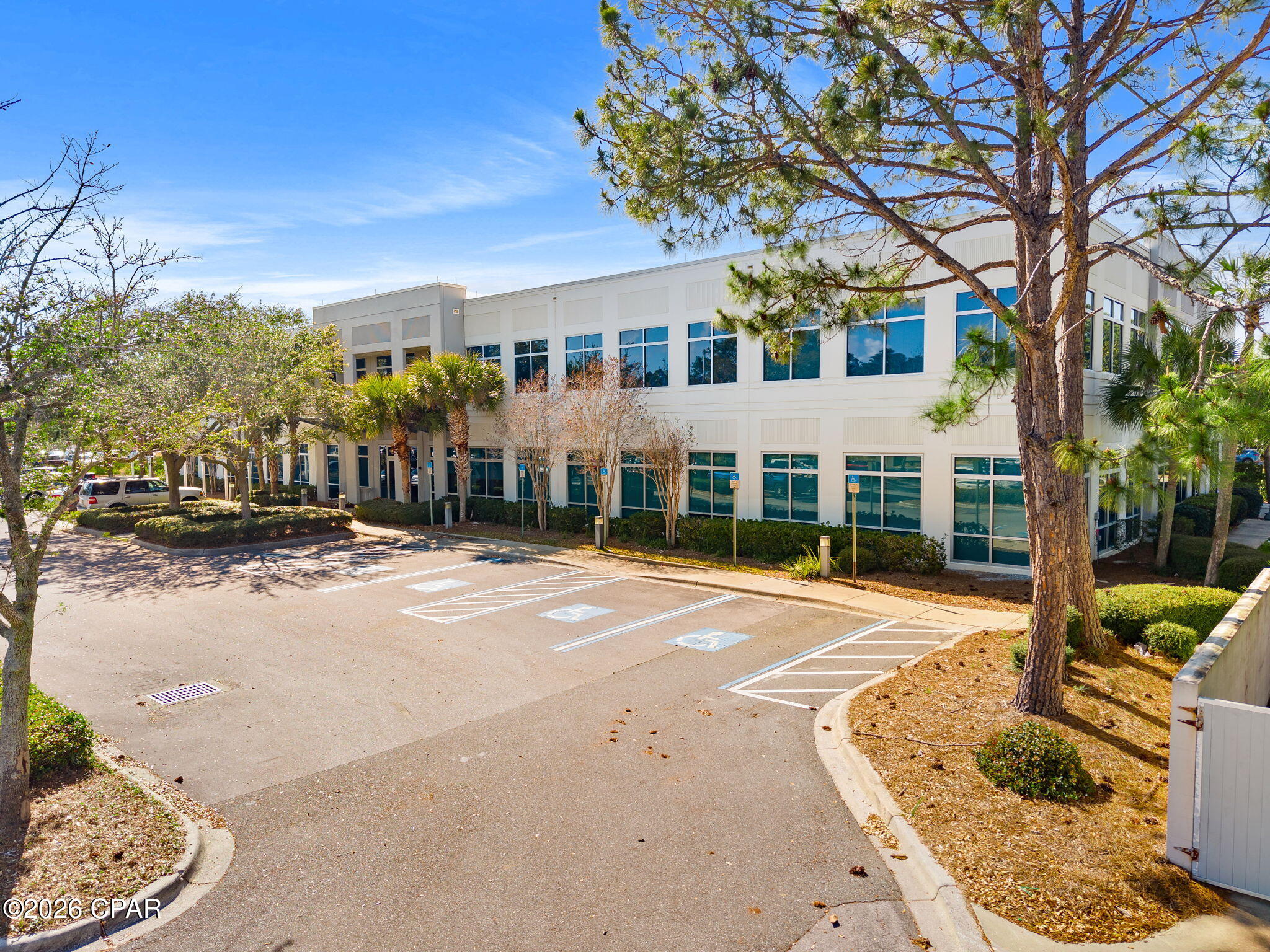 100 R Jackson Boulevard 120B