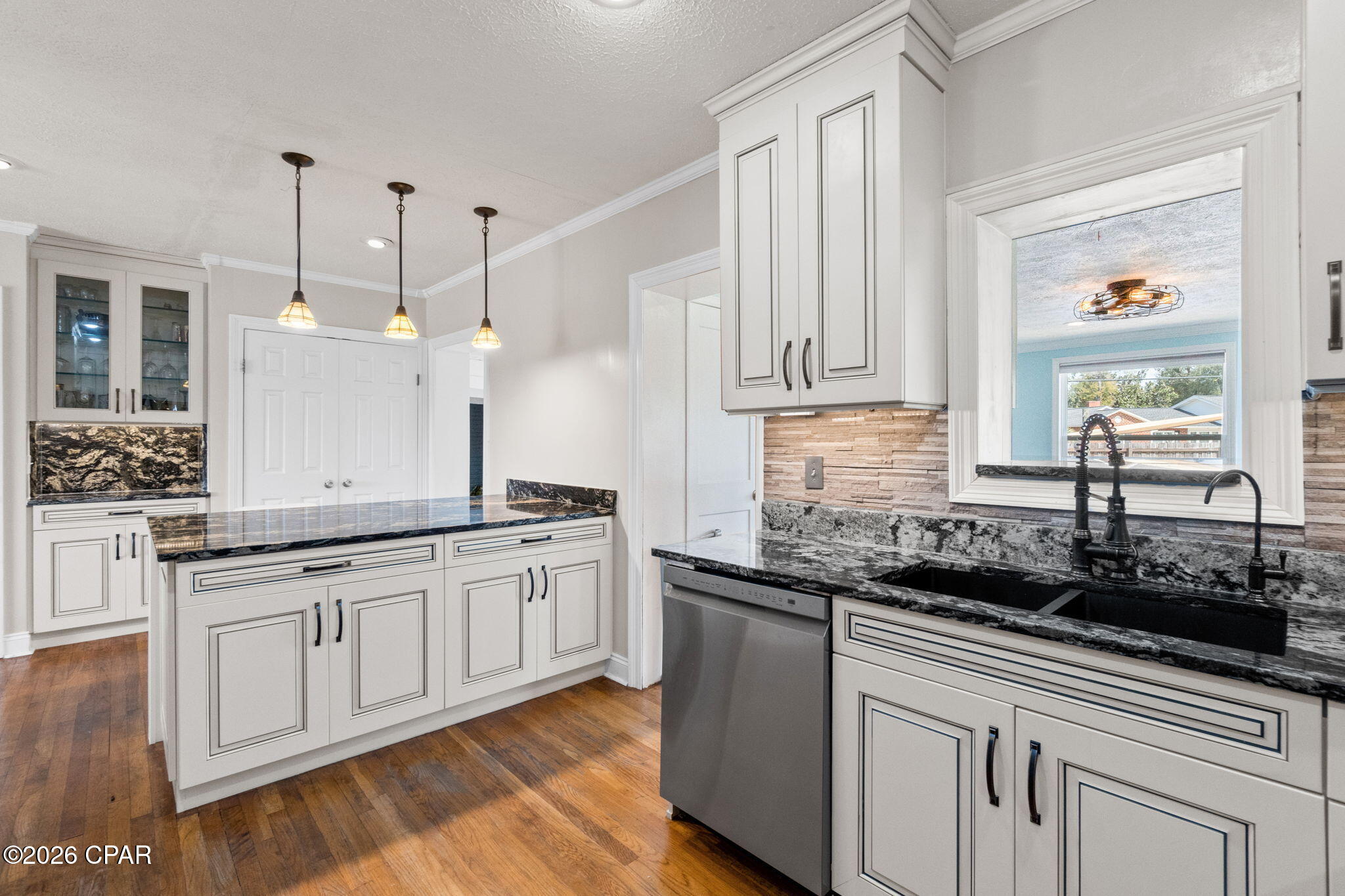 200 S Cove Terrace Drive