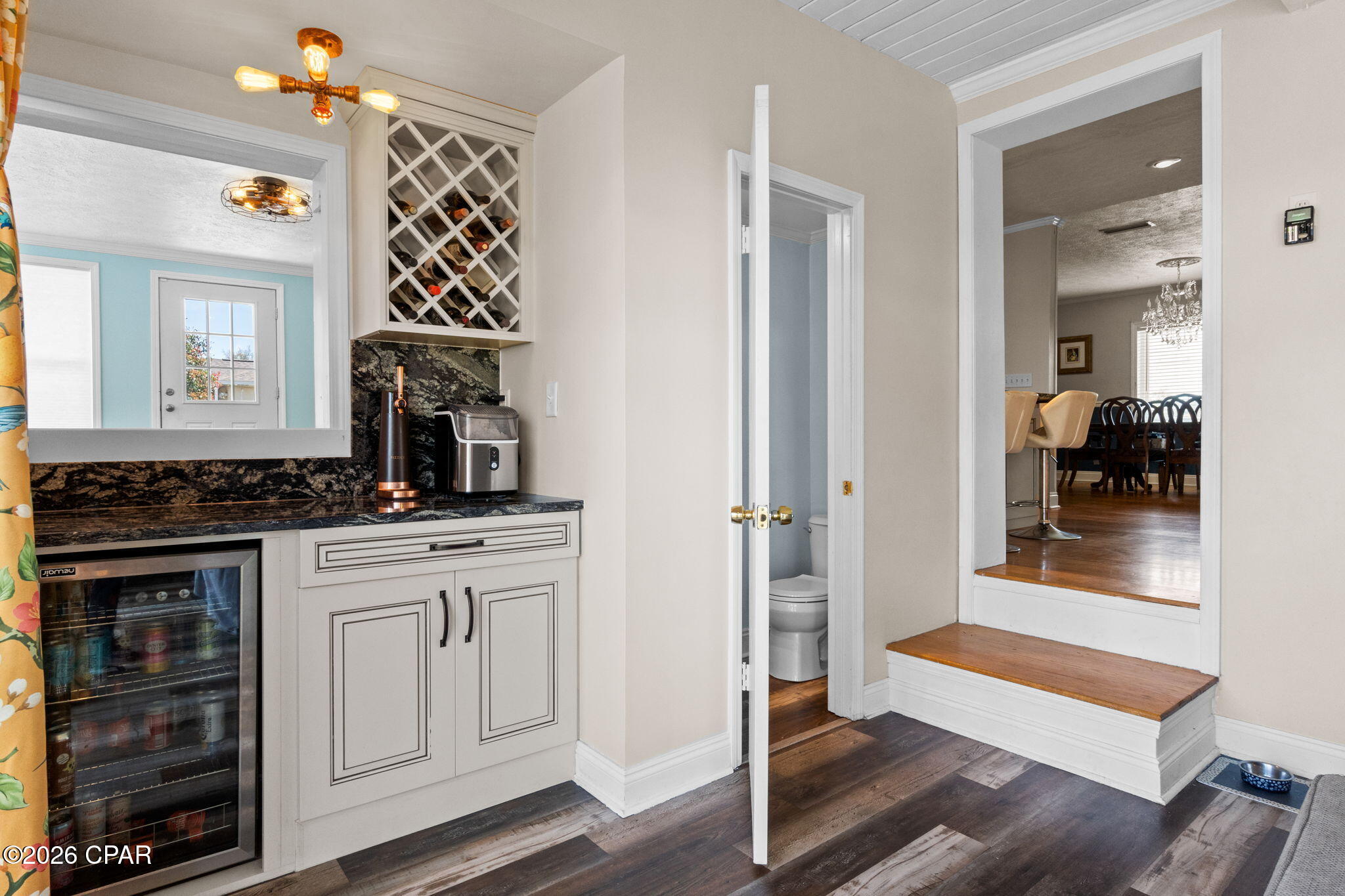 200 S Cove Terrace Drive