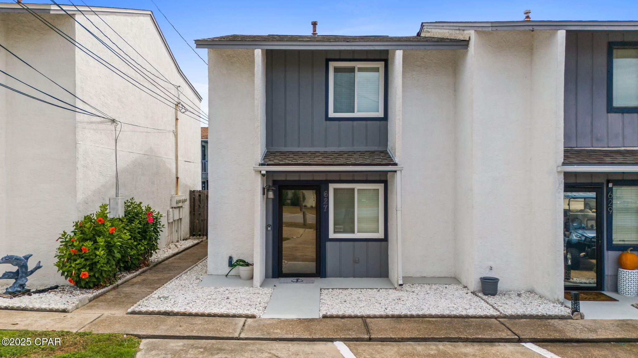 627 Laurel Street