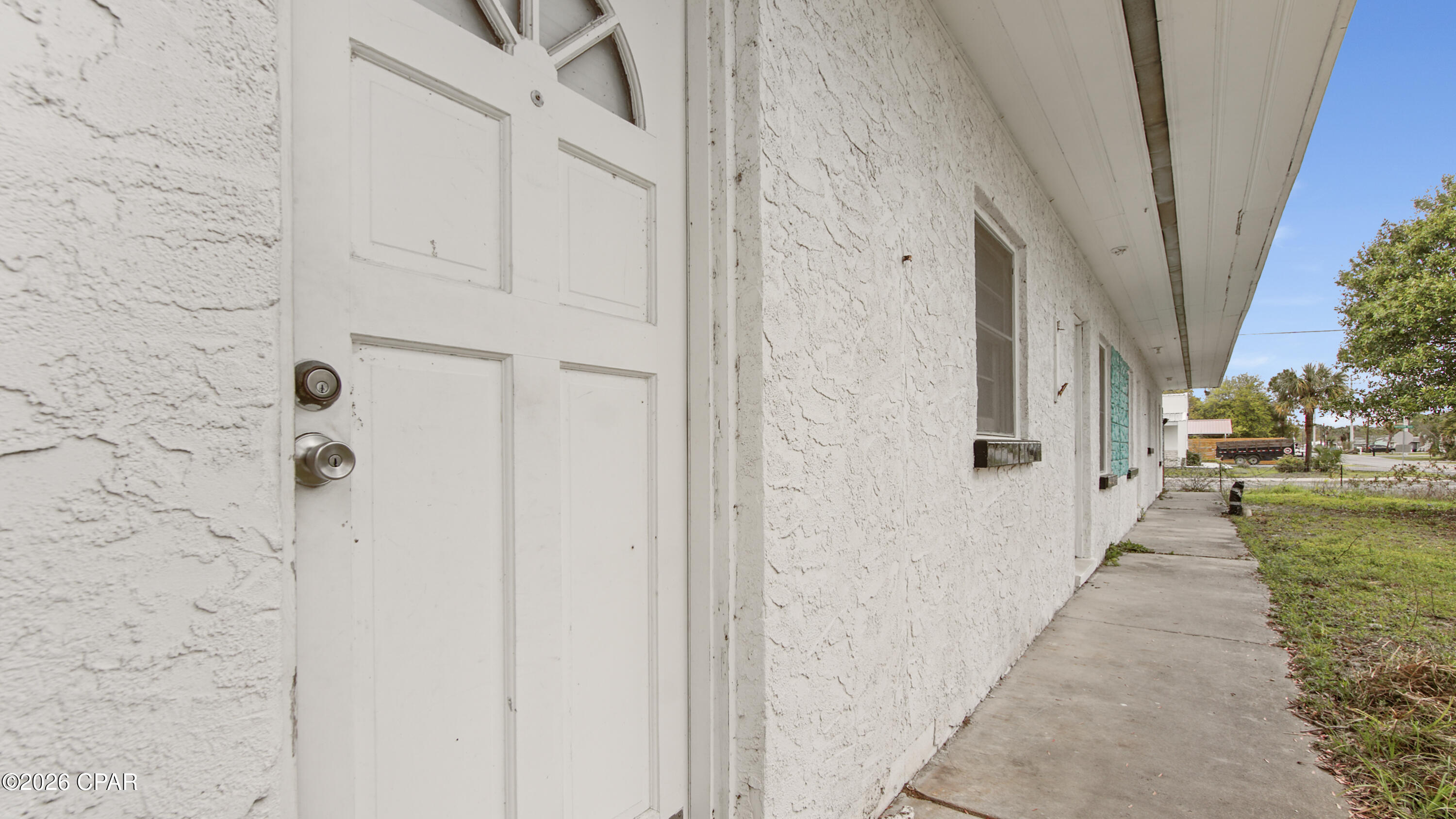 604 Fernwood Street