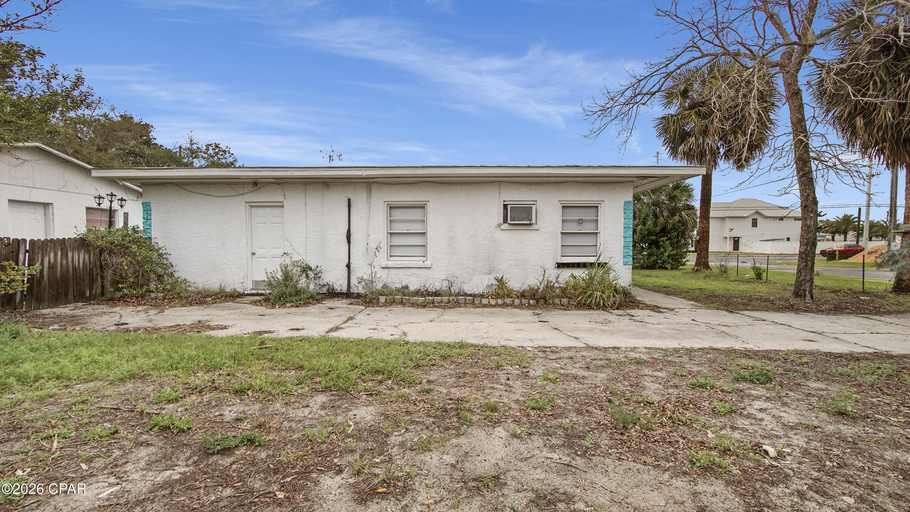 604 Fernwood Street