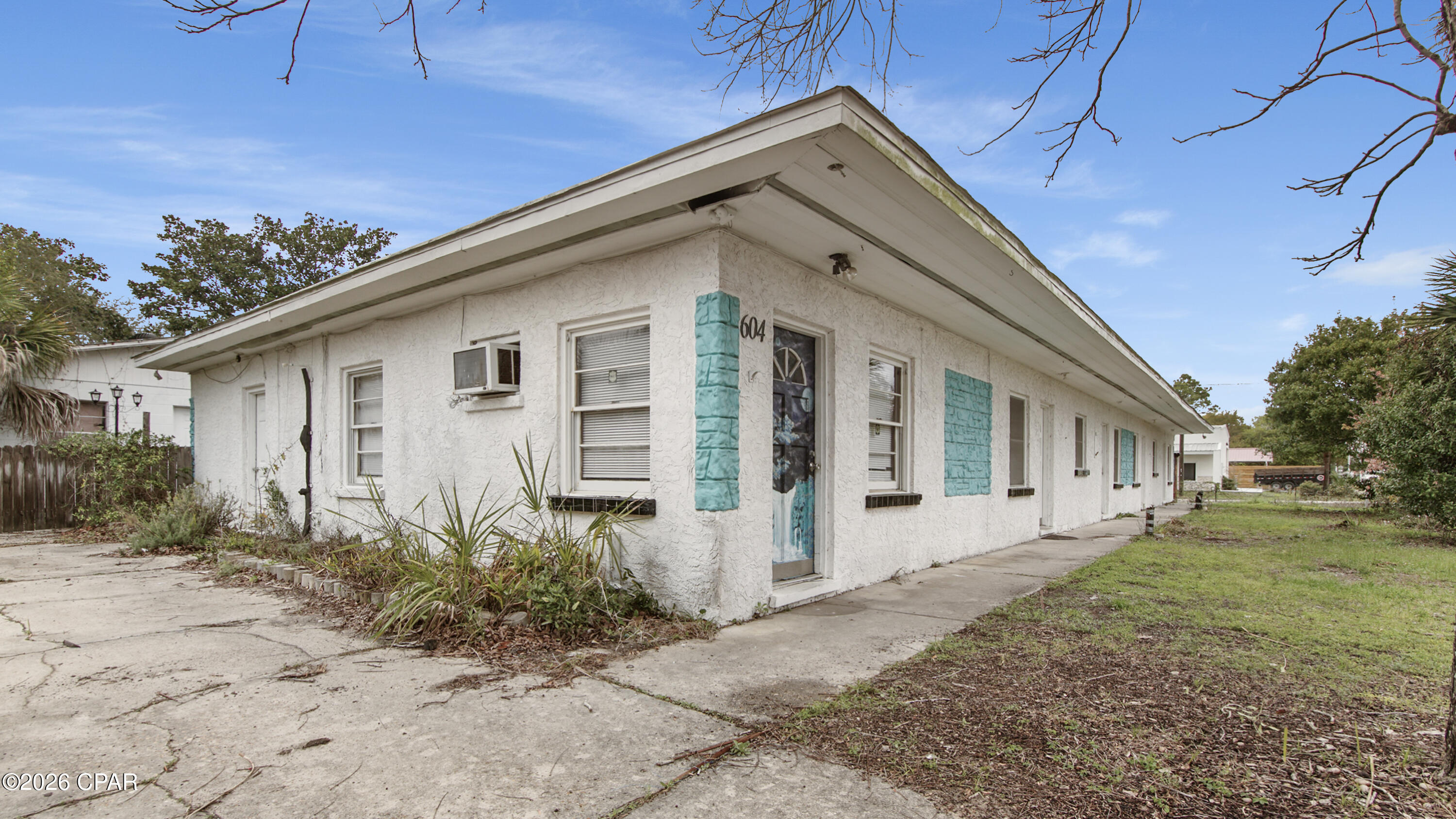 604 Fernwood Street