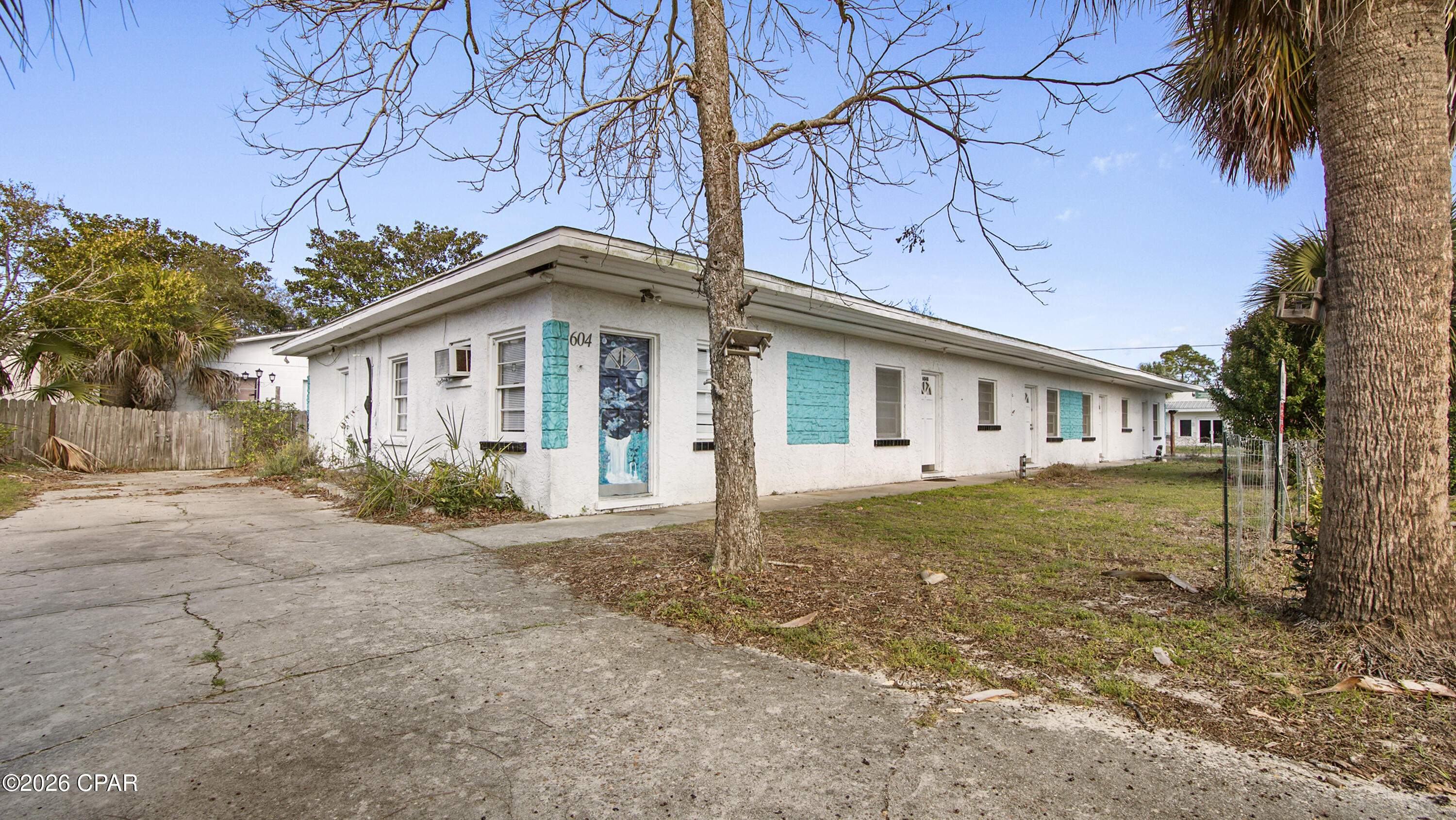604 Fernwood Street