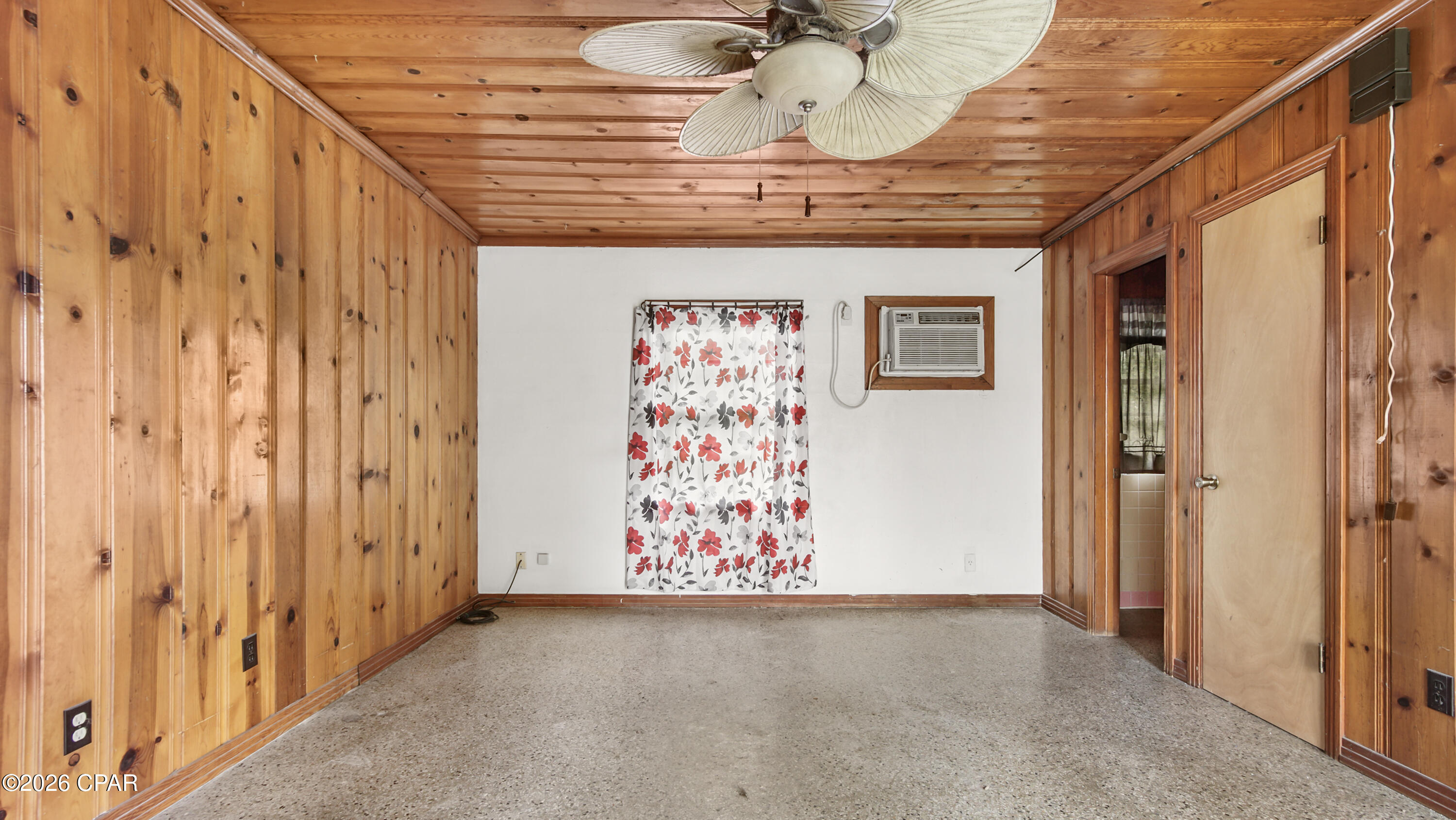 604 Fernwood Street