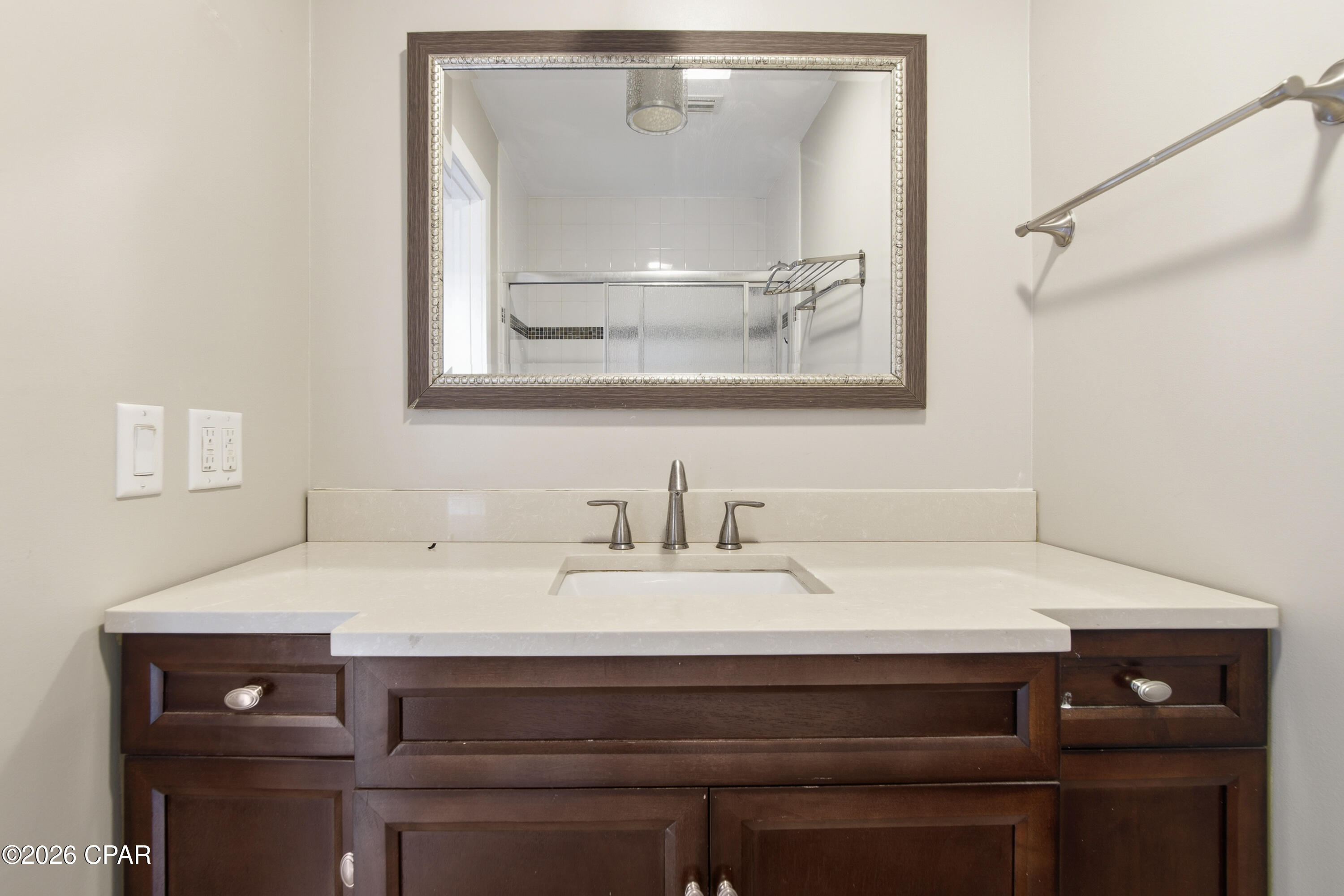 6901 N Lagoon Drive 10