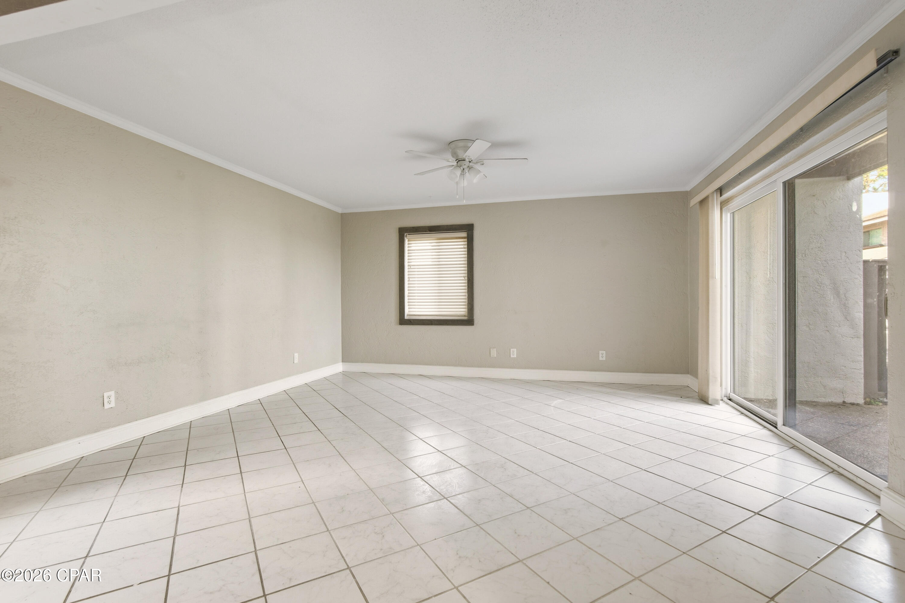 6901 N Lagoon Drive 10