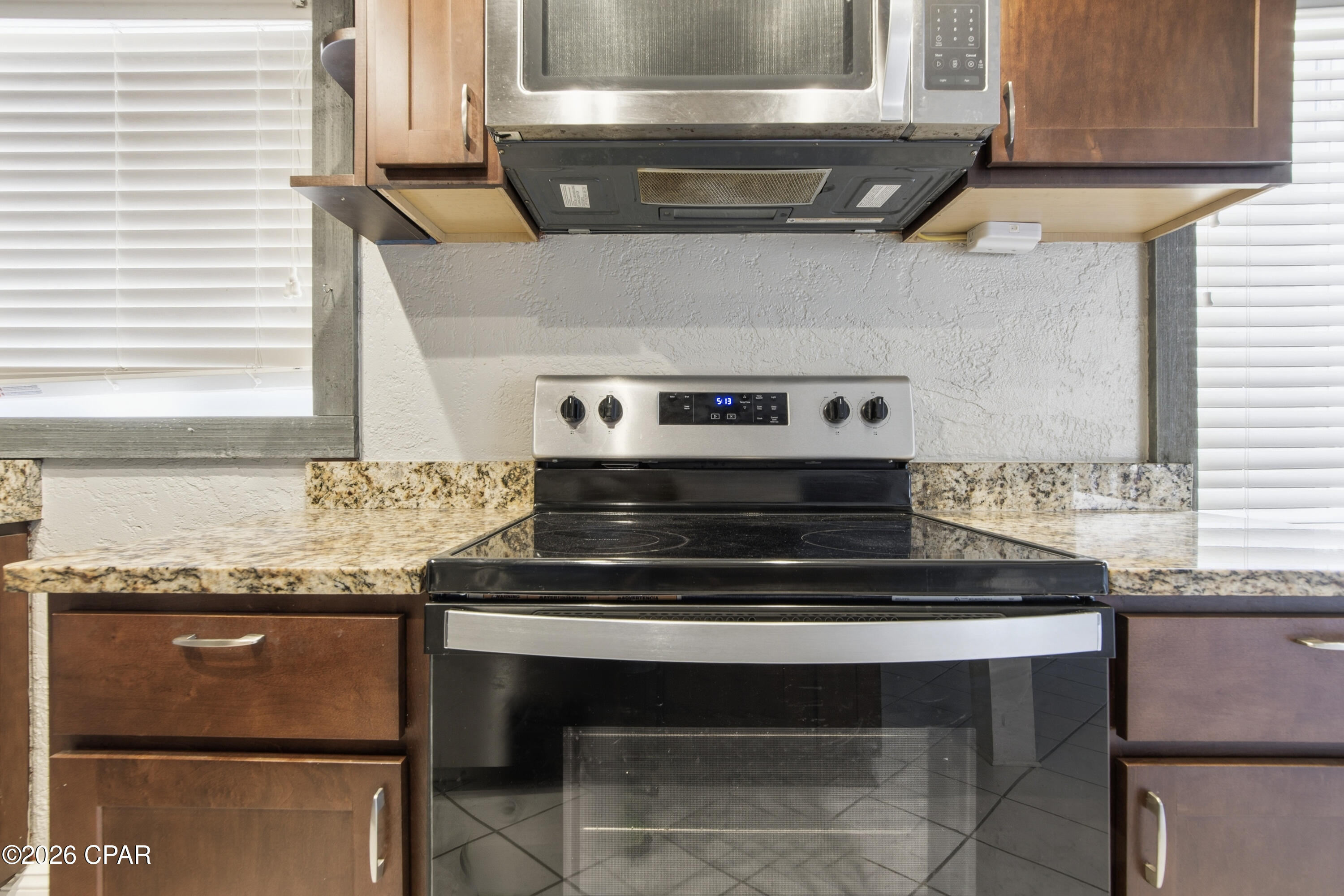 6901 N Lagoon Drive 10