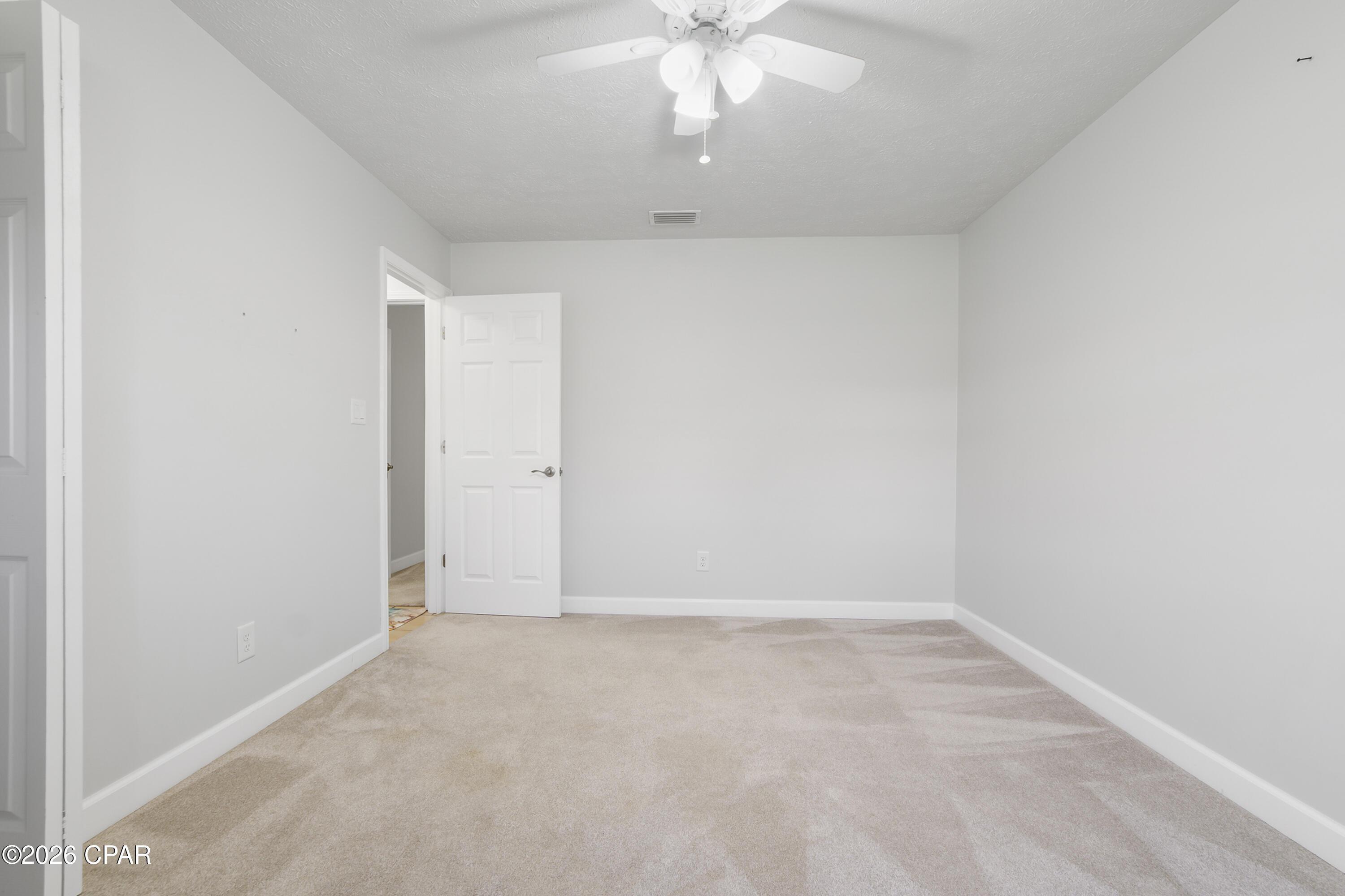 6047 Howard Road