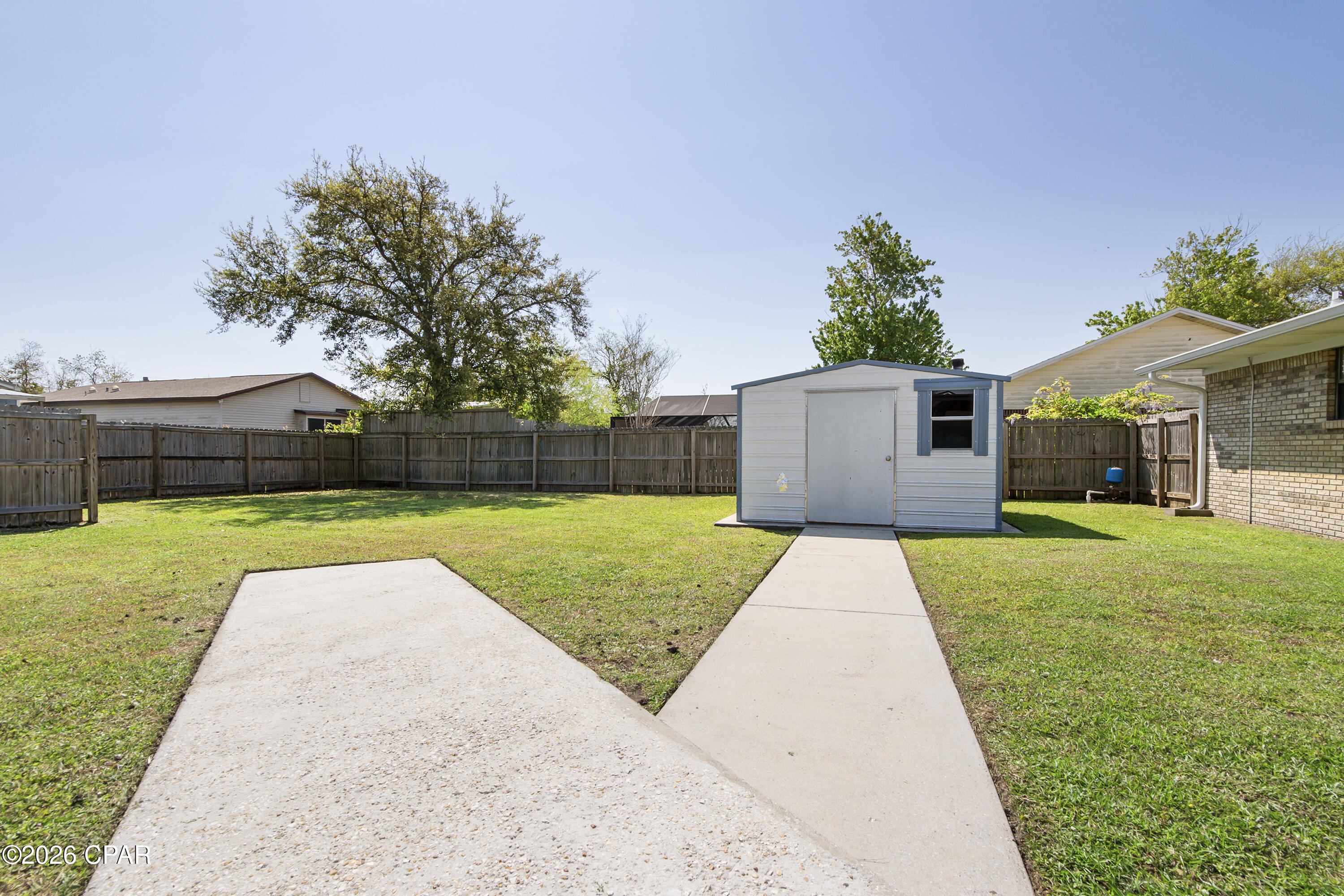 6047 Howard Road