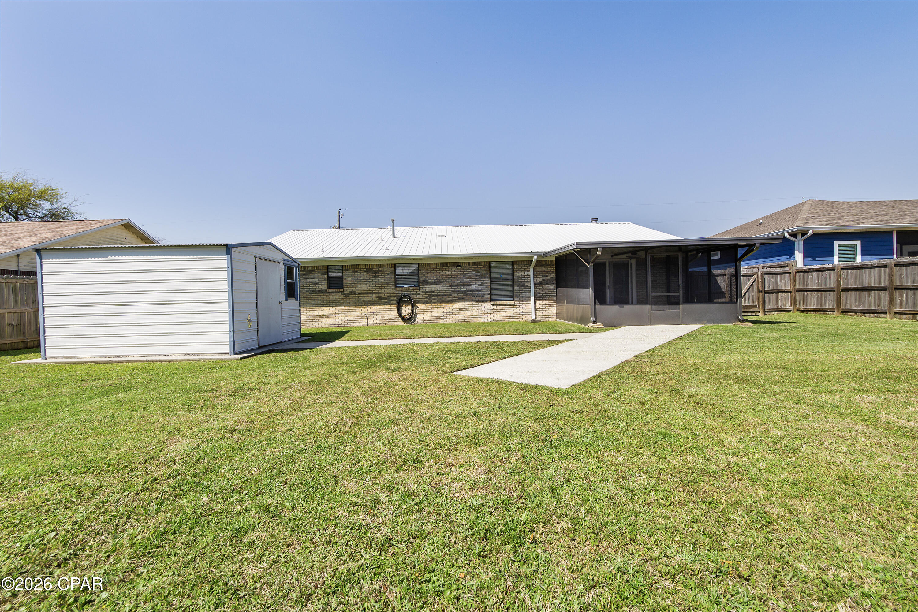 6047 Howard Road