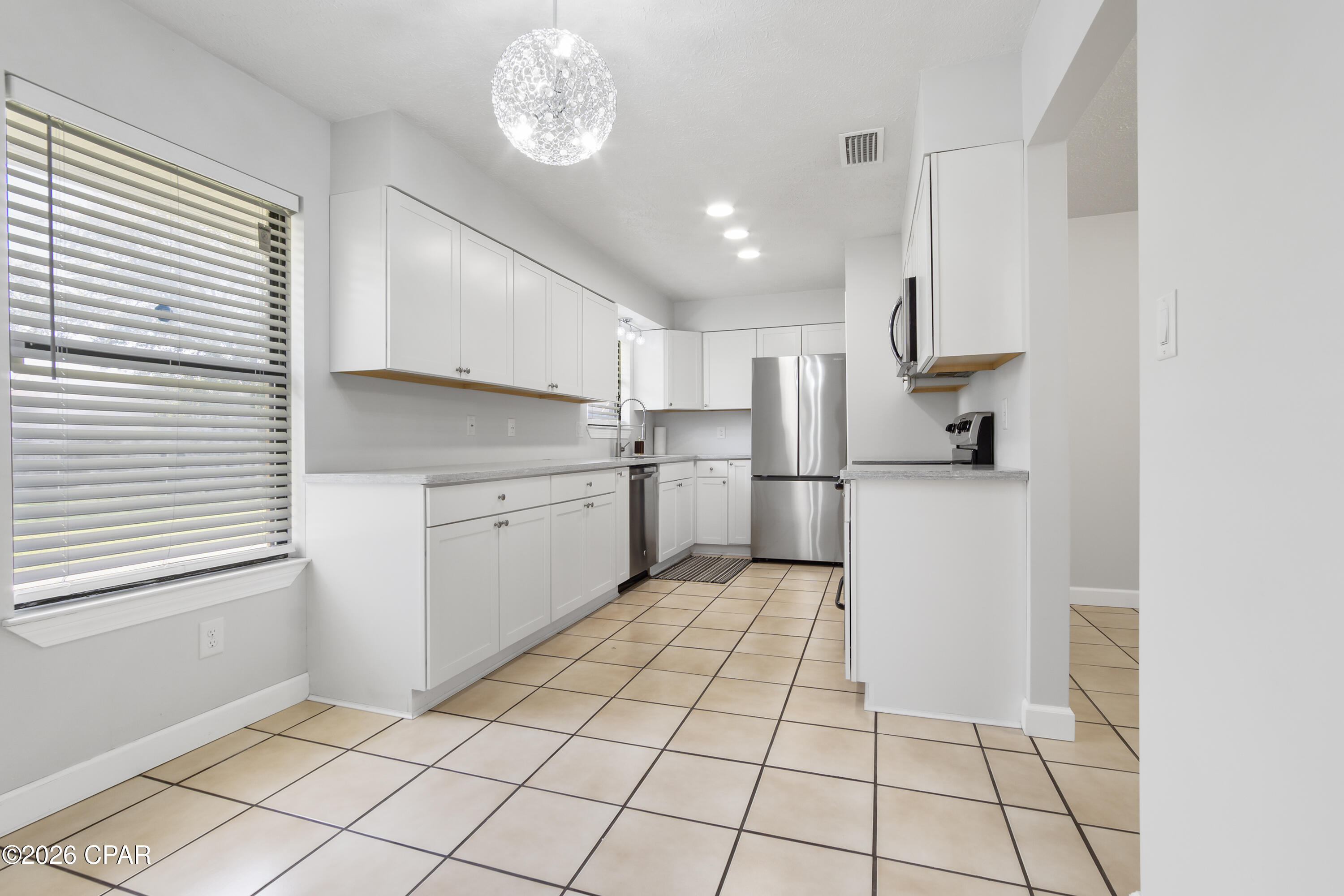 6047 Howard Road