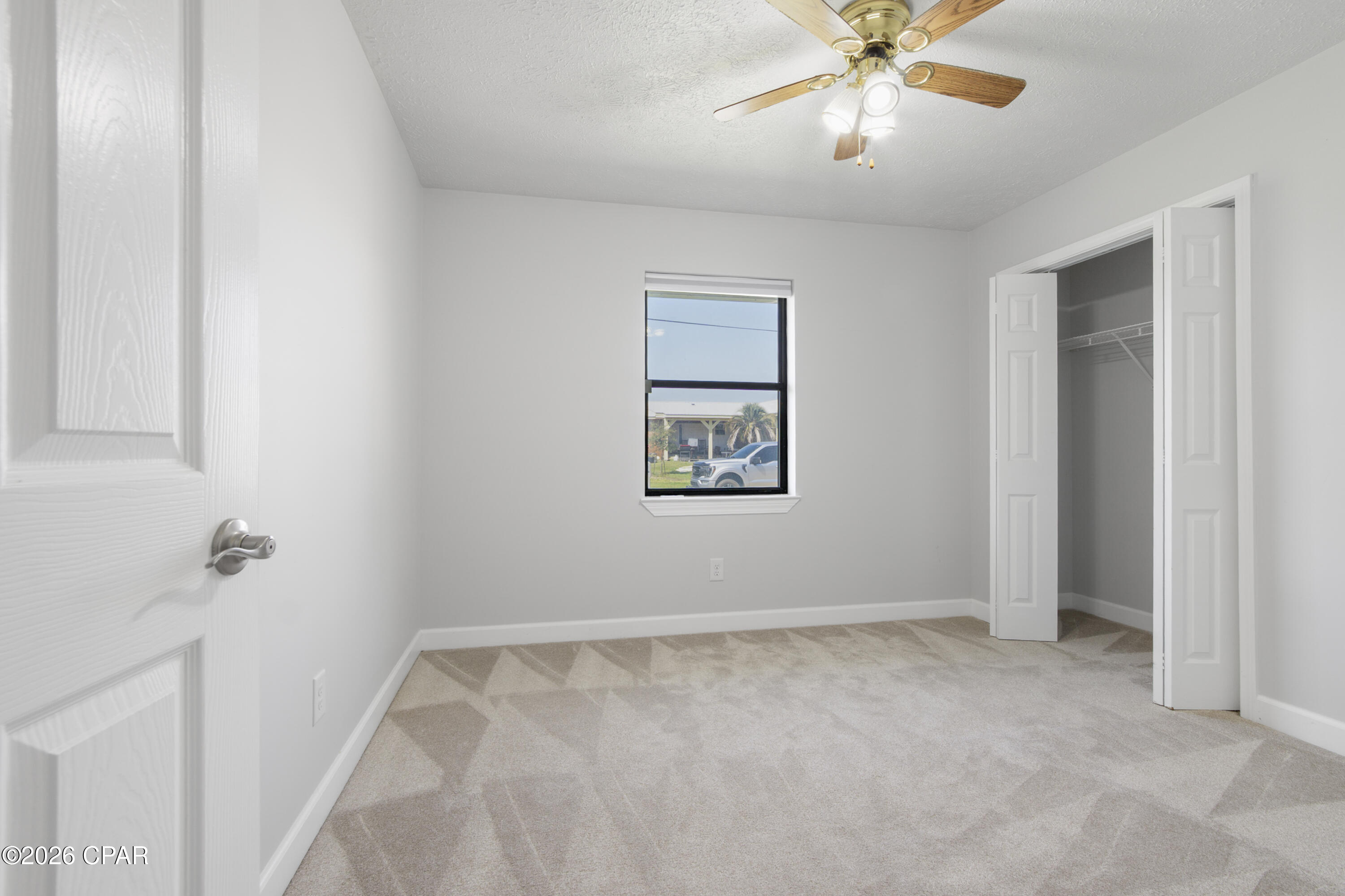 6047 Howard Road