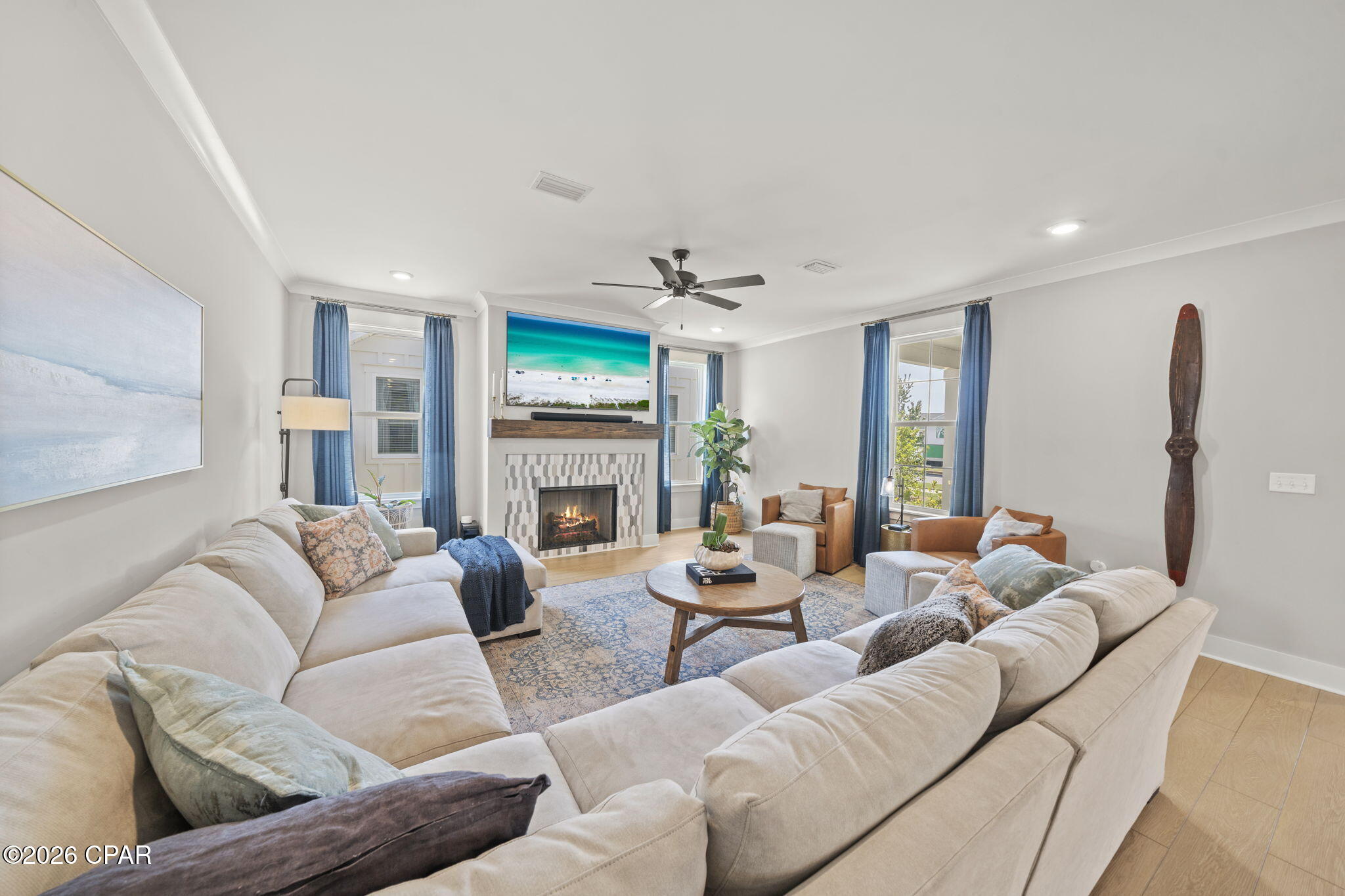 2001 Rushes Avenue