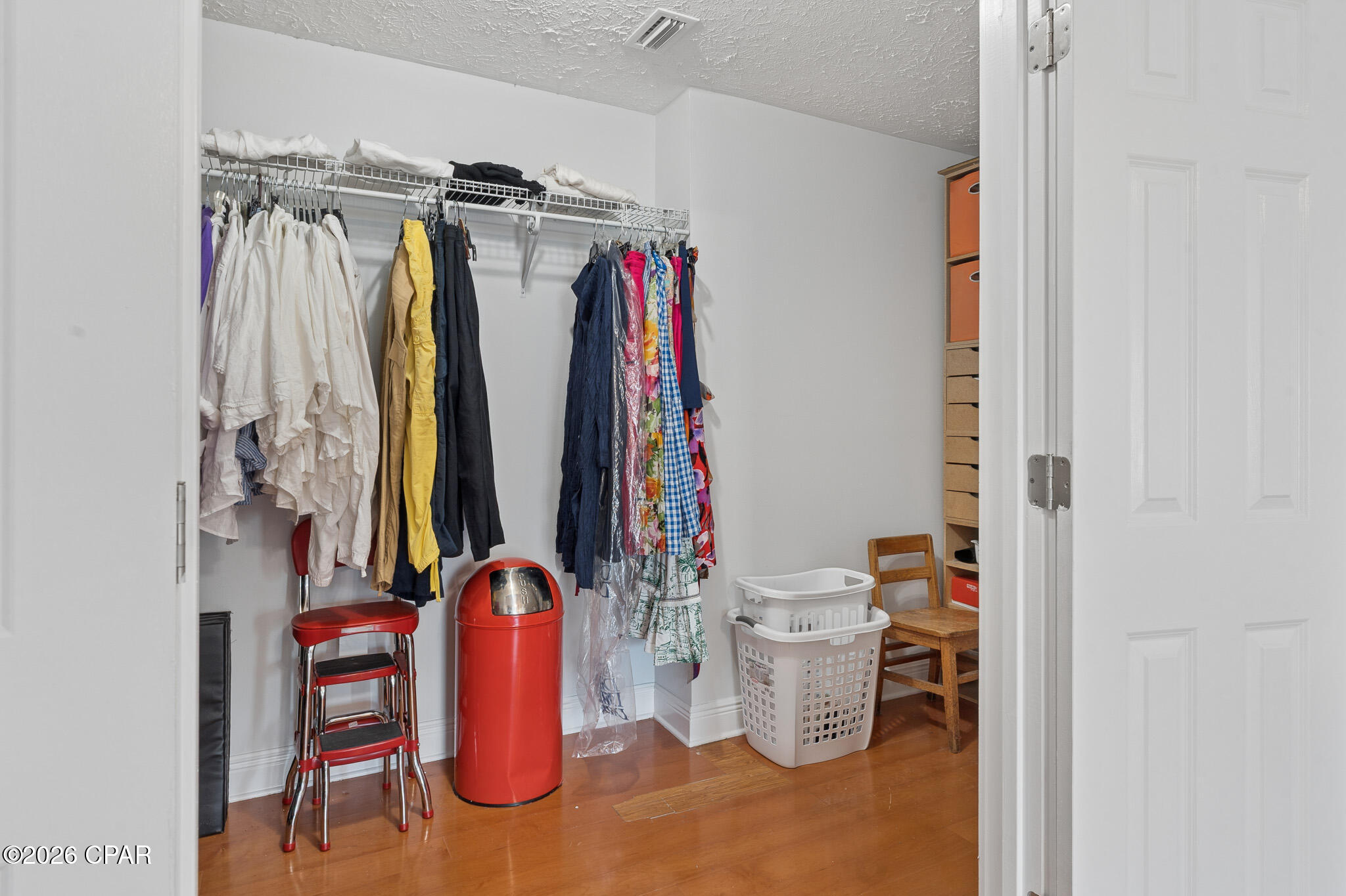 4115 W 21st Place