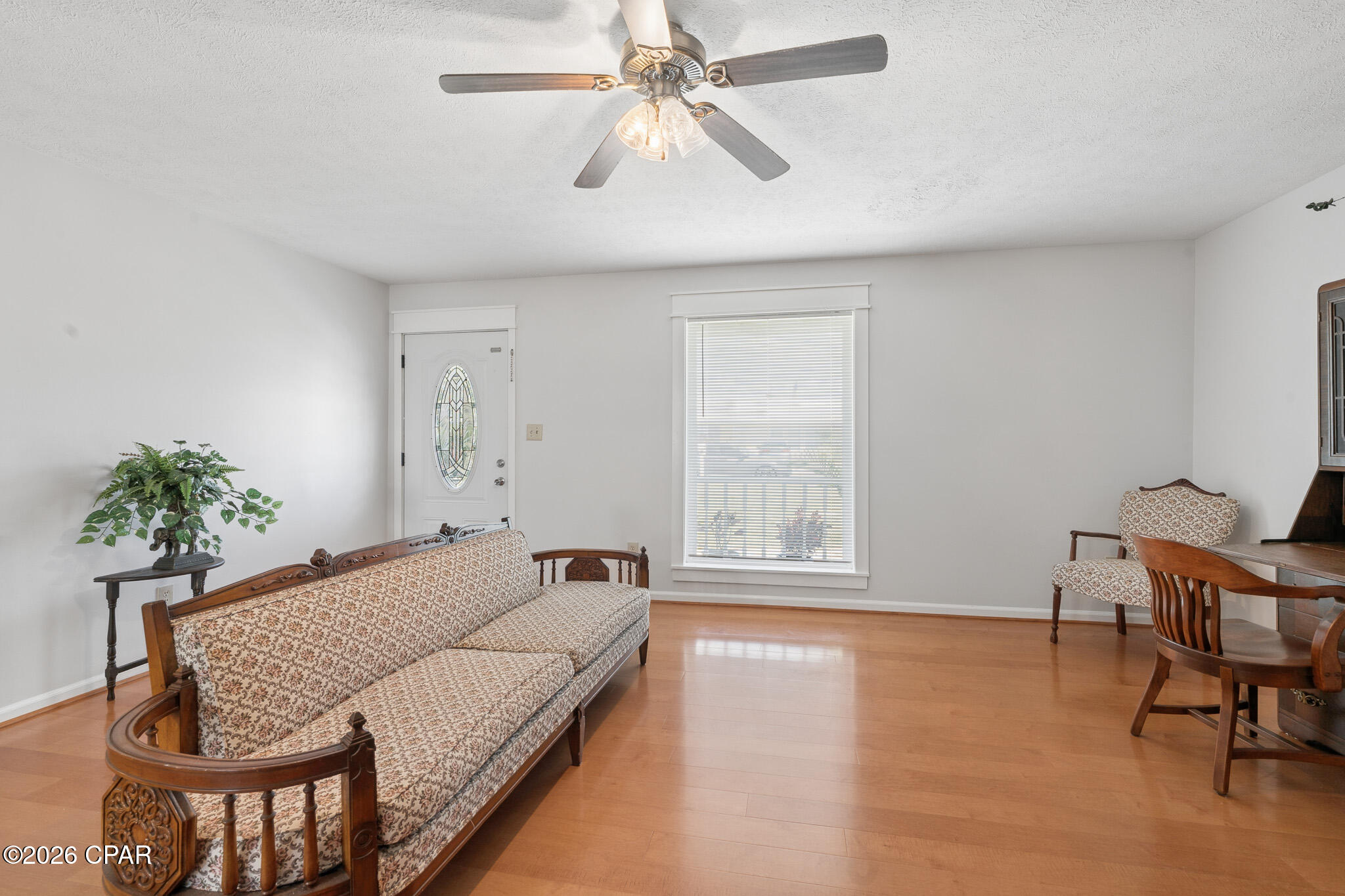4115 W 21st Place