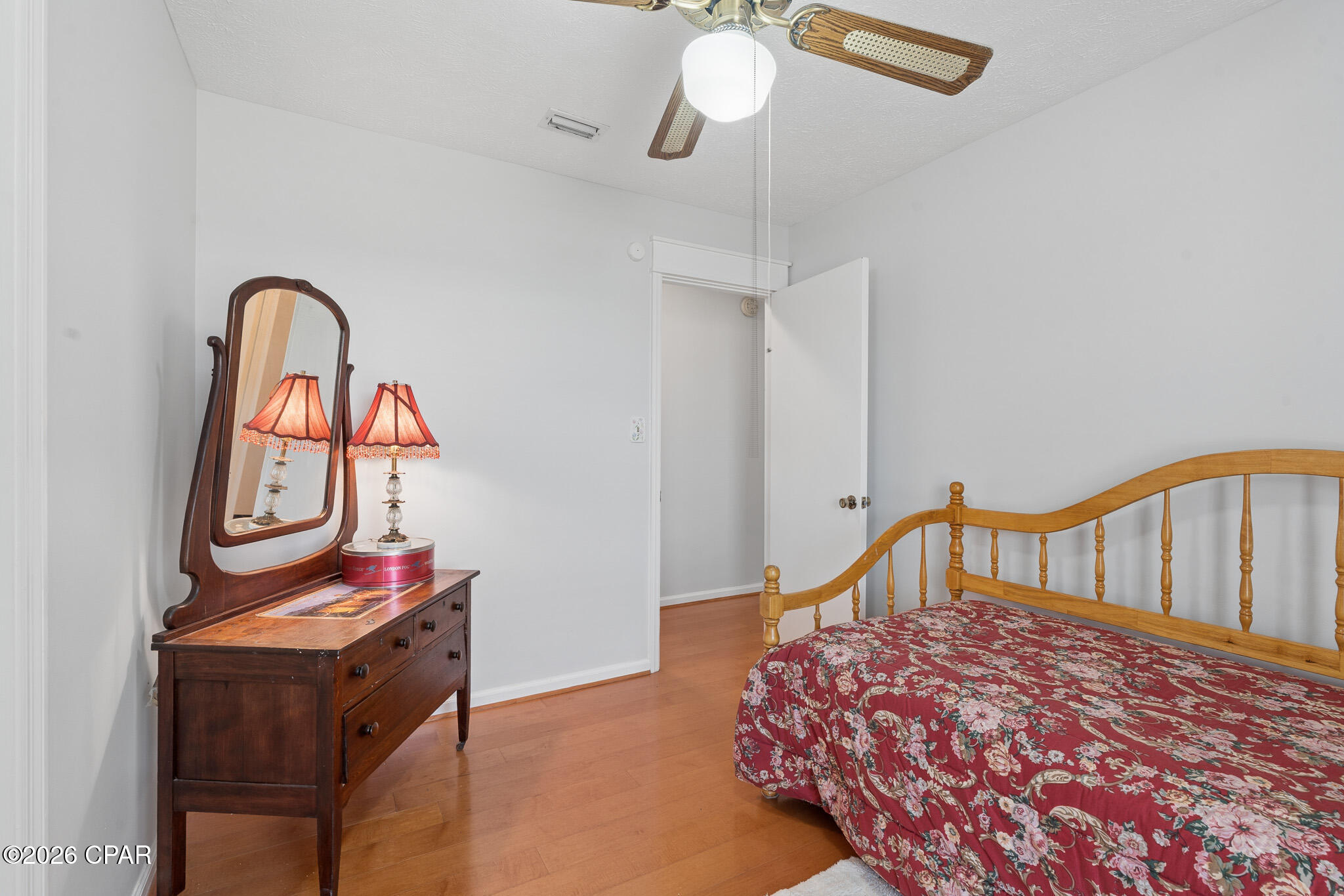 4115 W 21st Place
