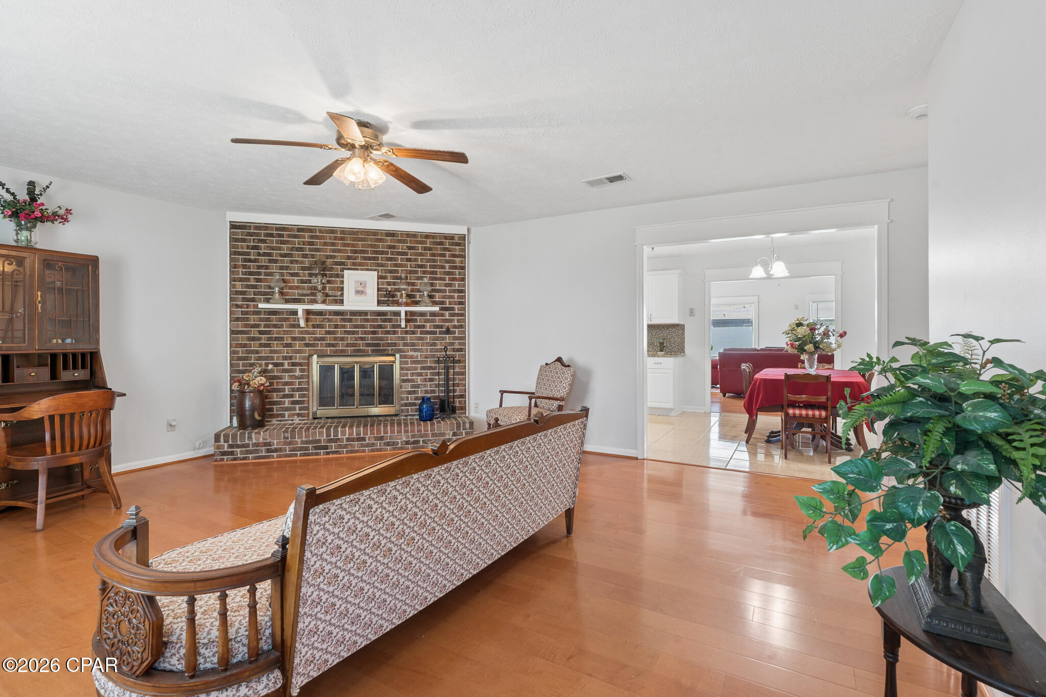 4115 W 21st Place