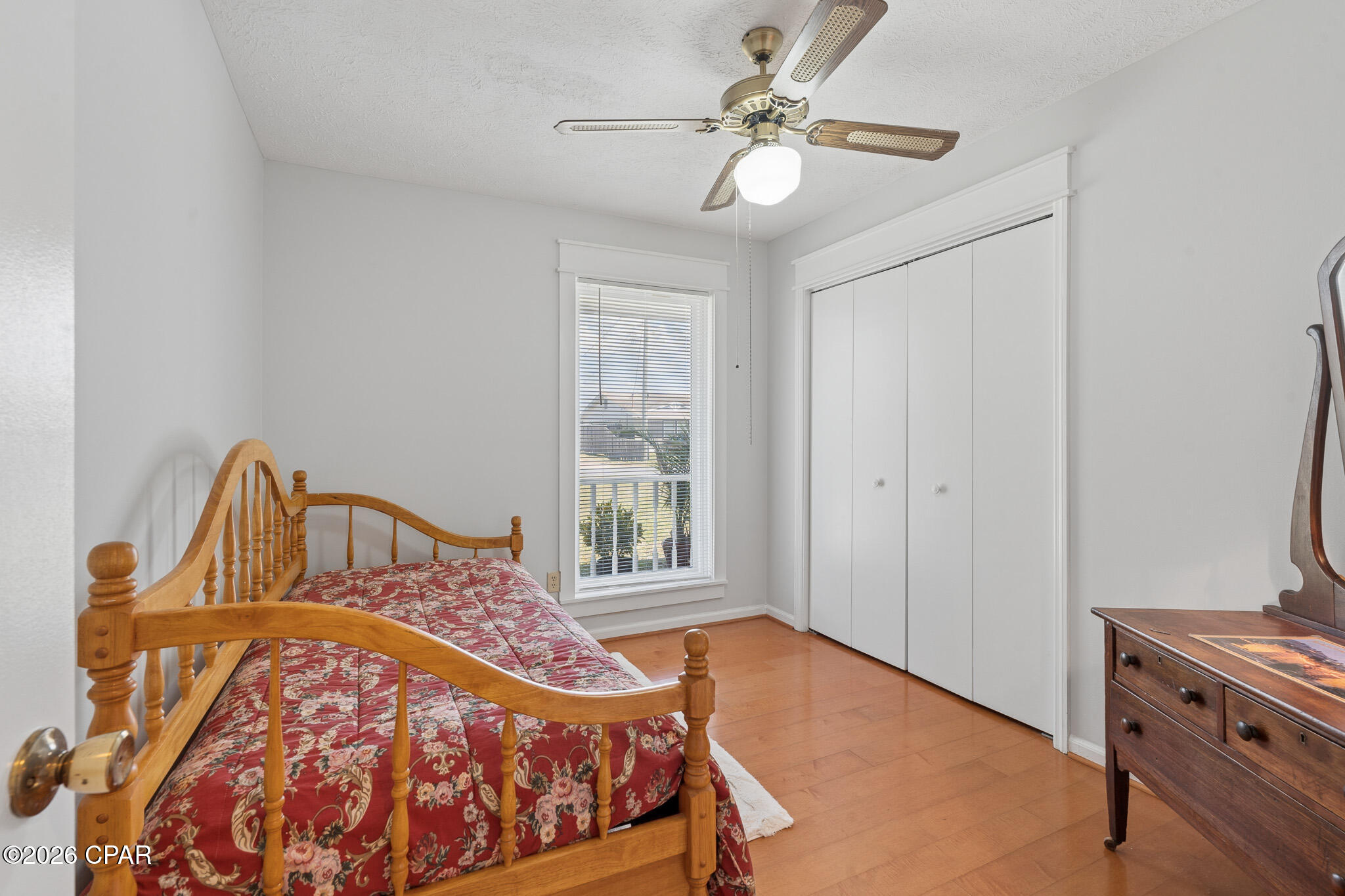 4115 W 21st Place