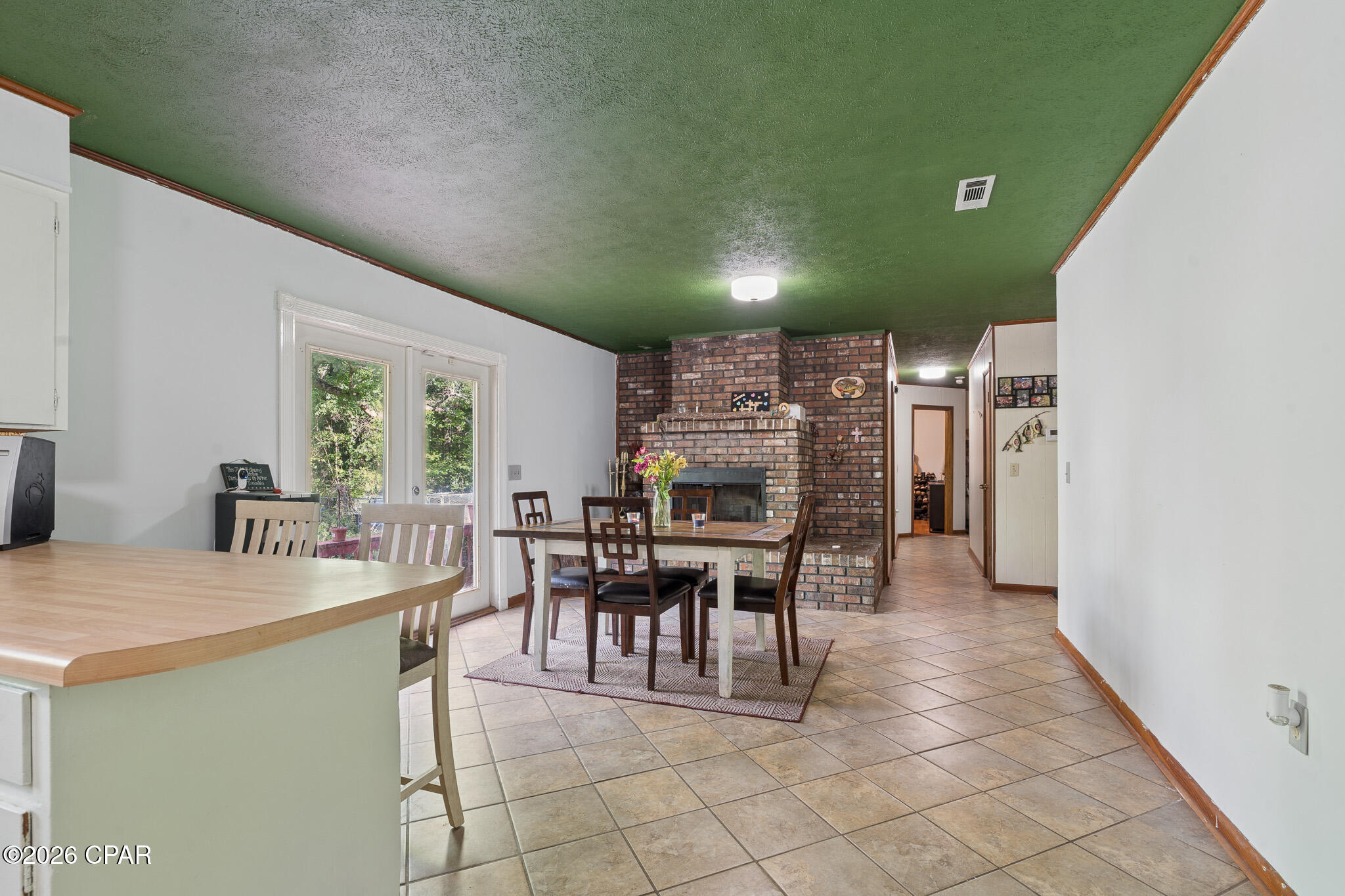 1443 Bradley Lane