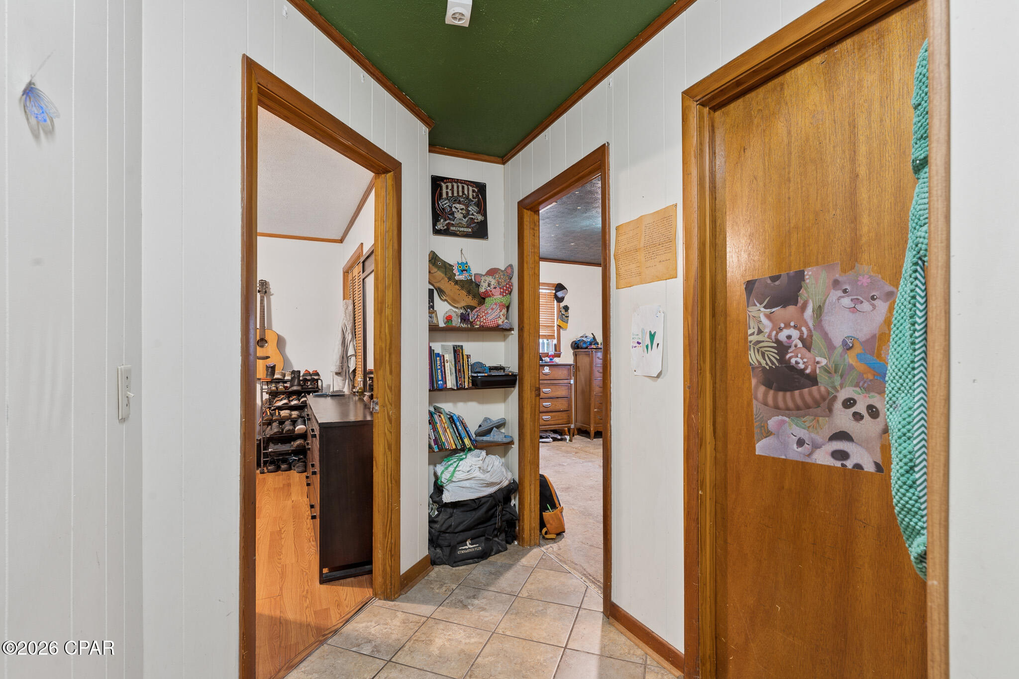 1443 Bradley Lane