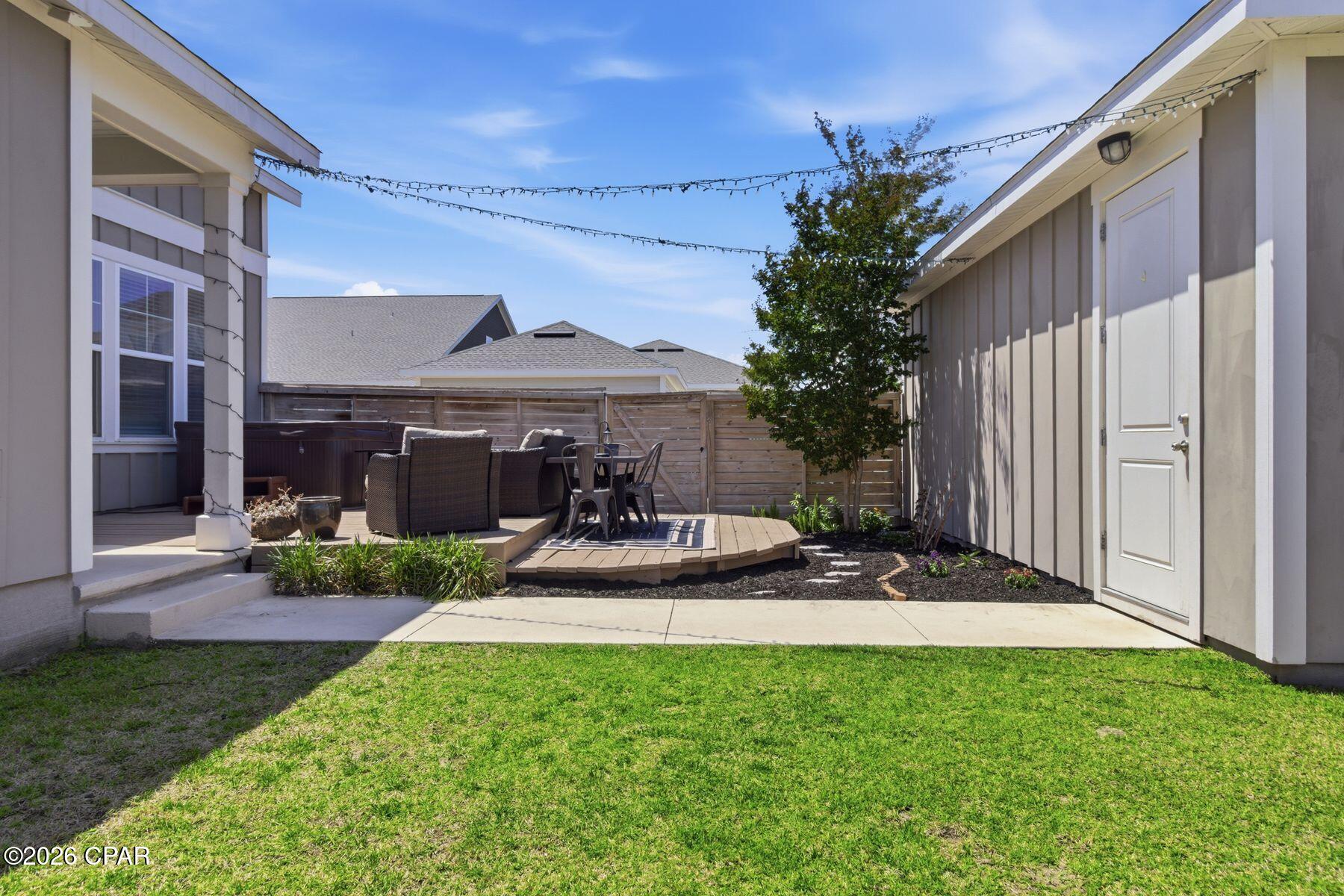 1708 Daffodil Street