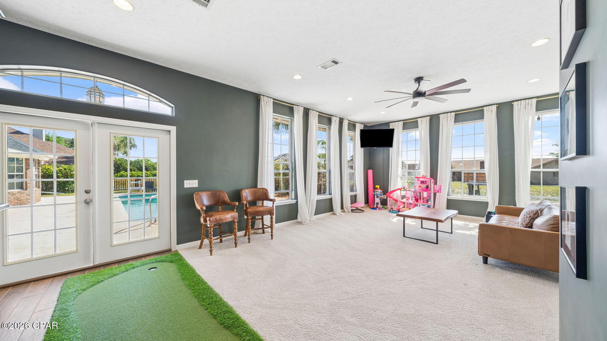 2835 Longleaf Road