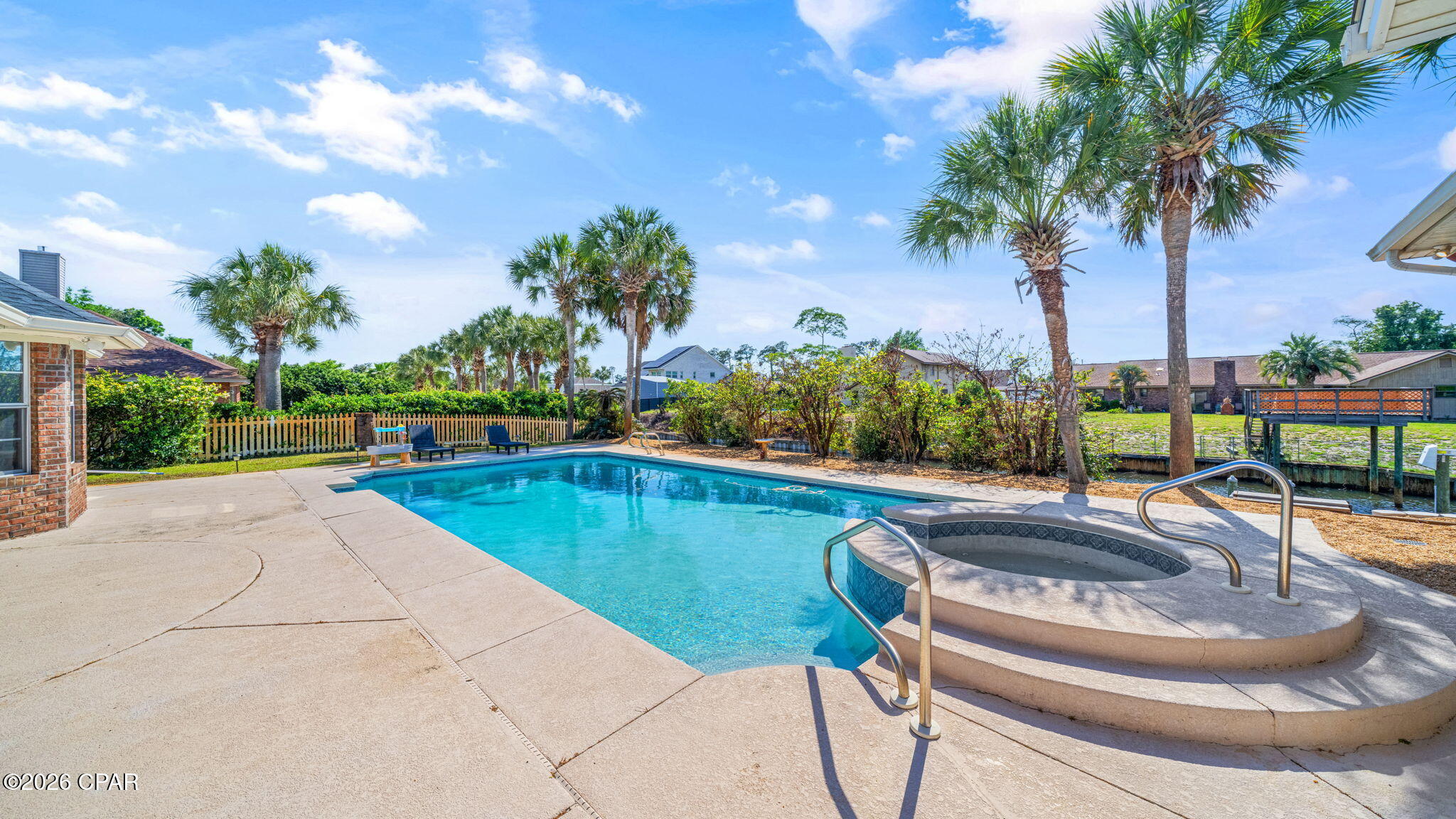 2835 Longleaf Road