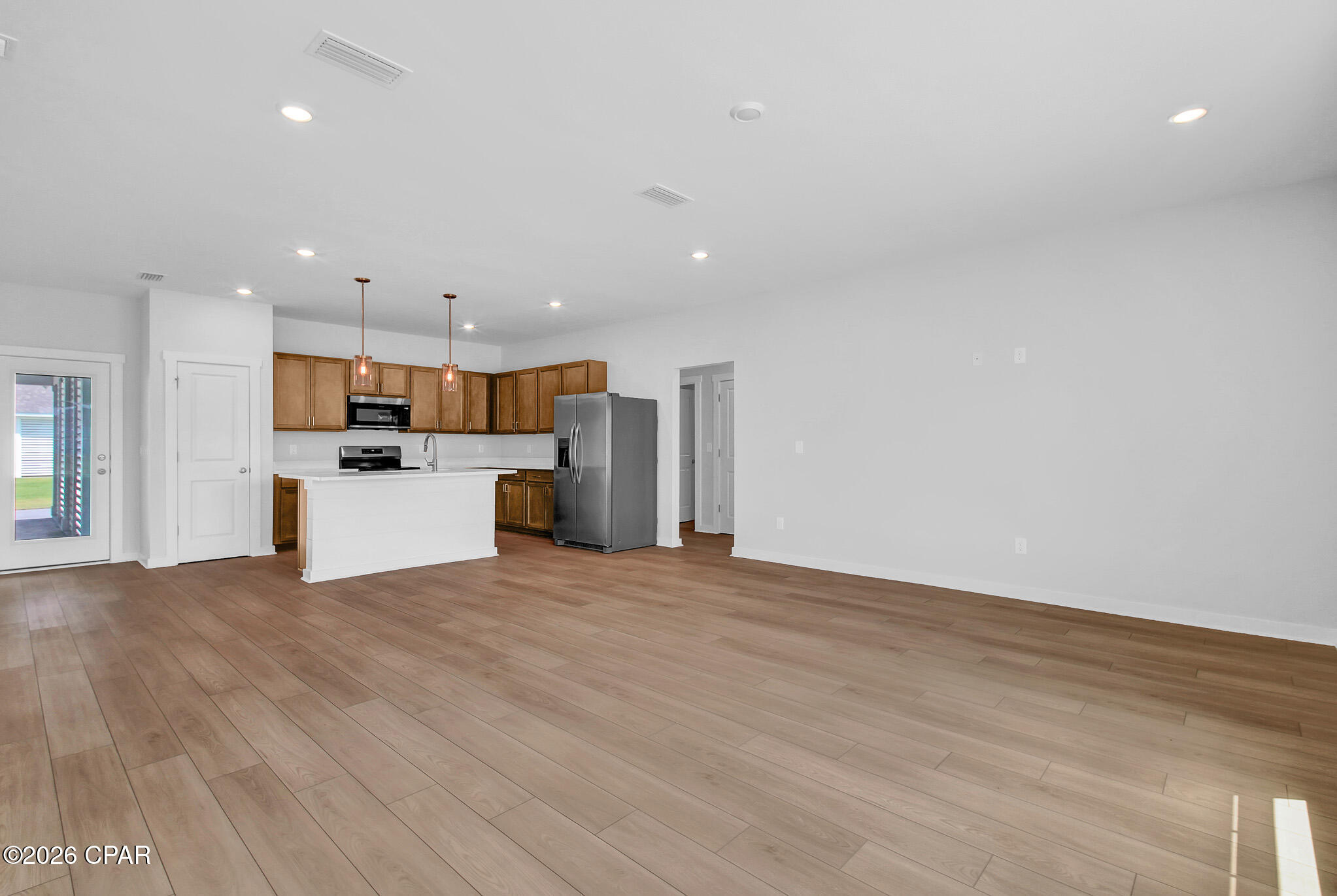 2336 Discovery Loop