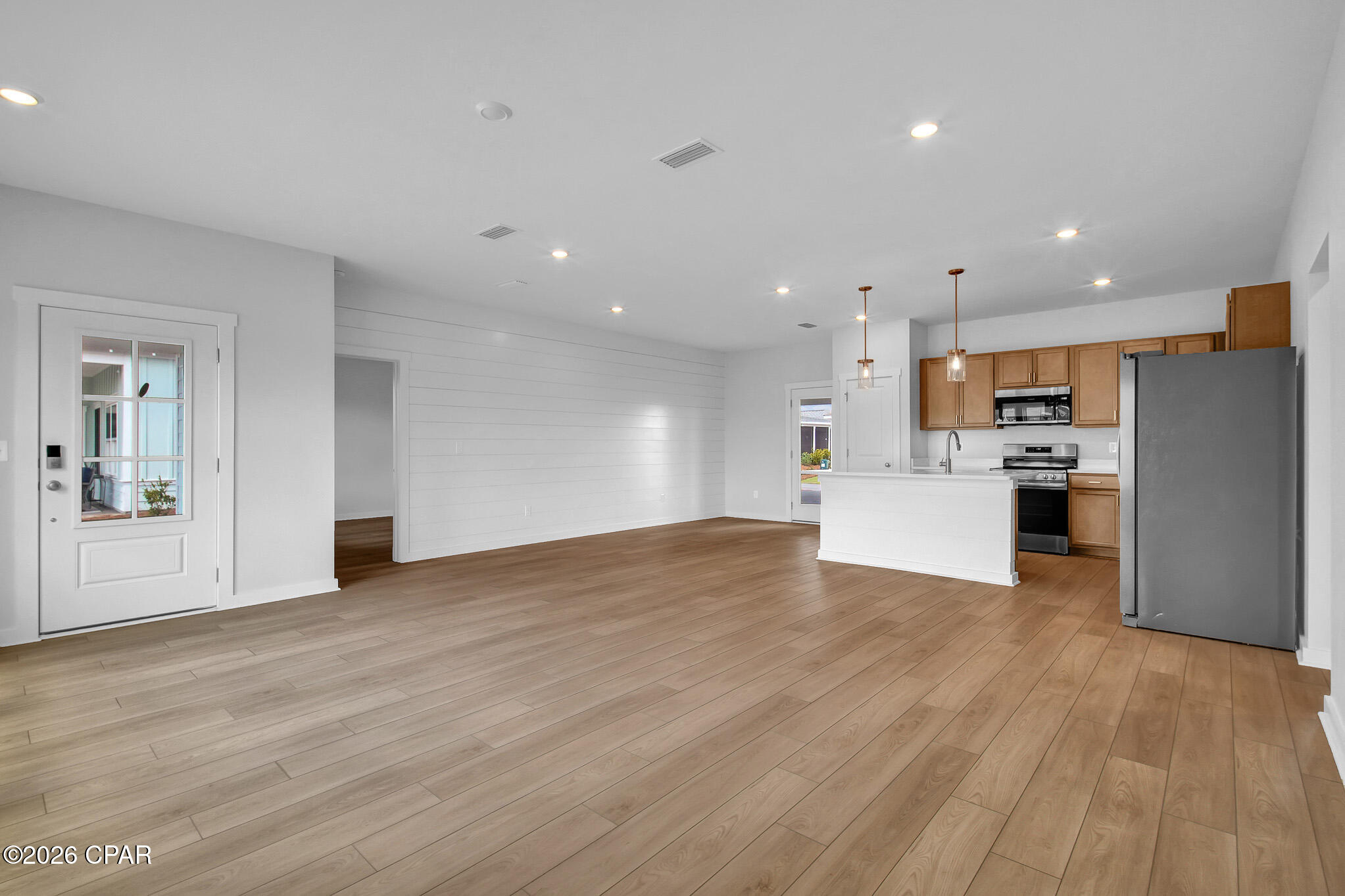 2336 Discovery Loop
