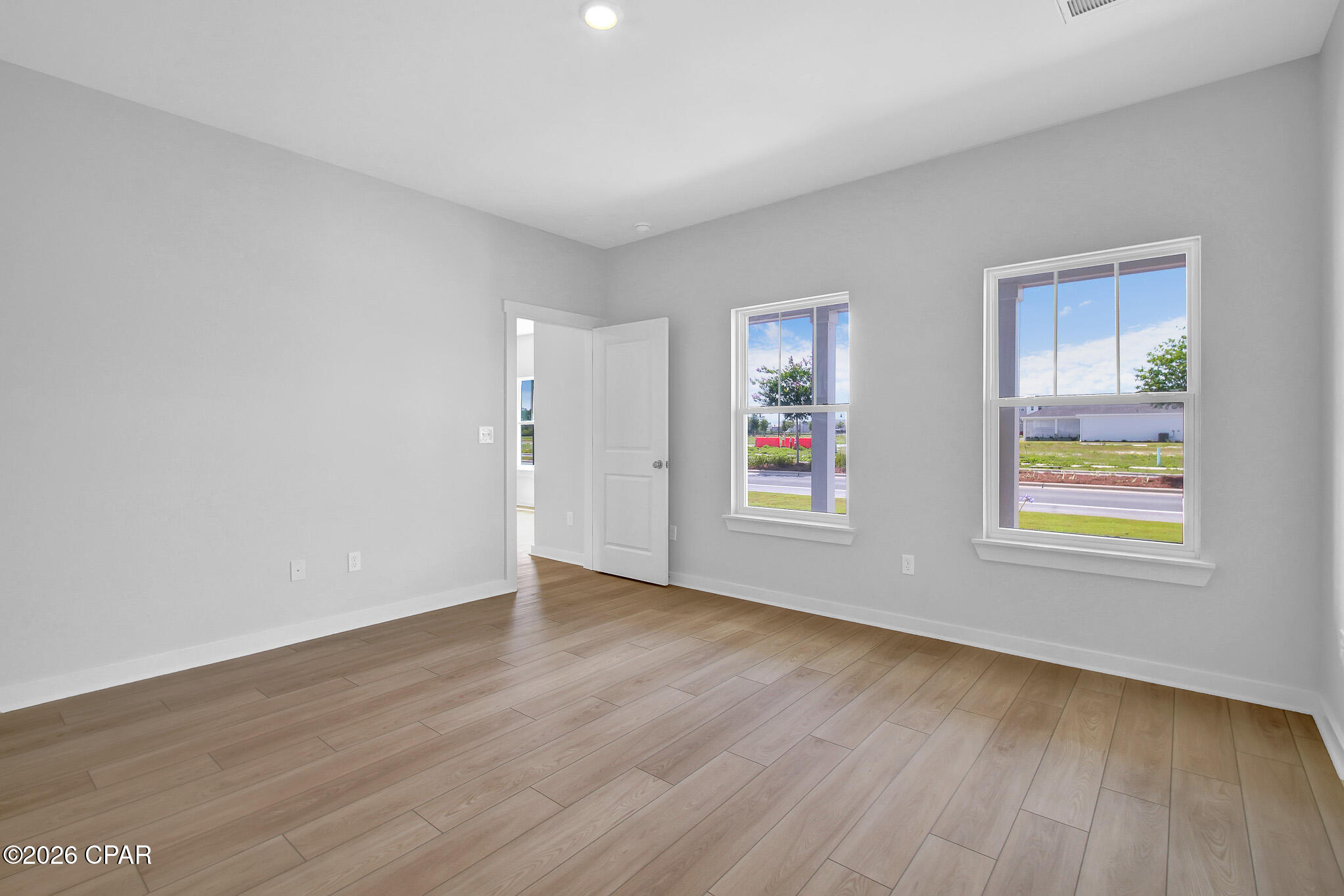 2336 Discovery Loop