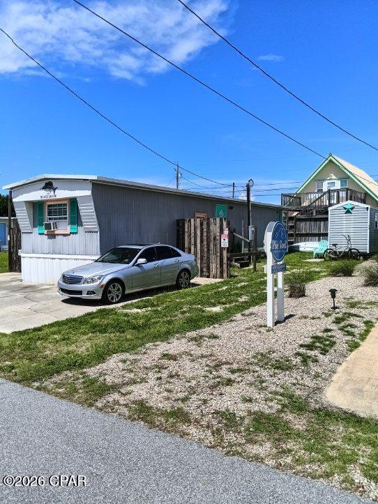 215 Palmetto Place