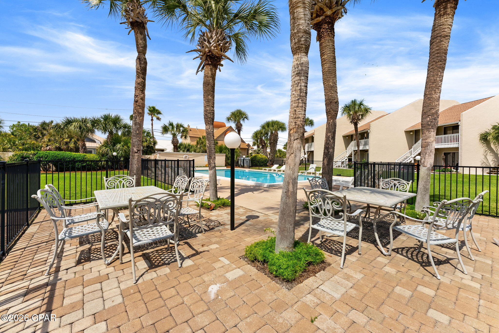 5225 Thomas Drive 14