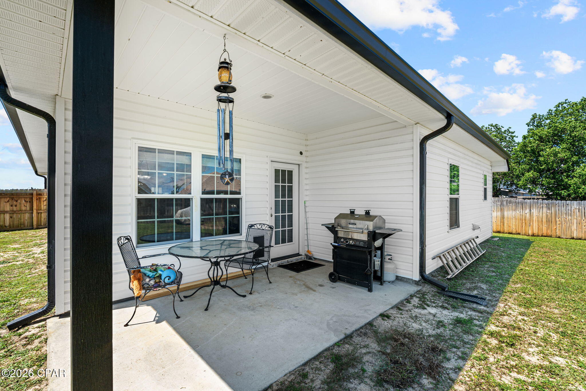 302 Lynnwood Lane