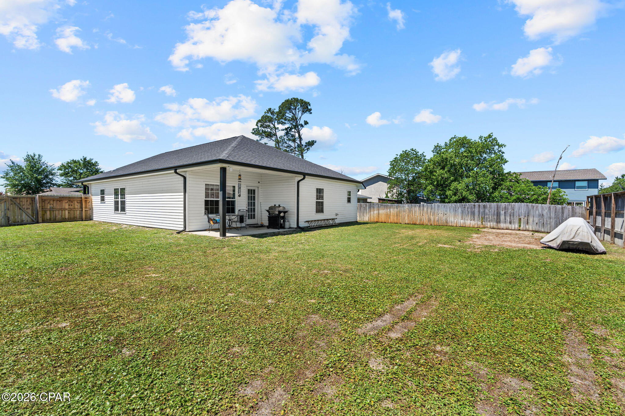 302 Lynnwood Lane