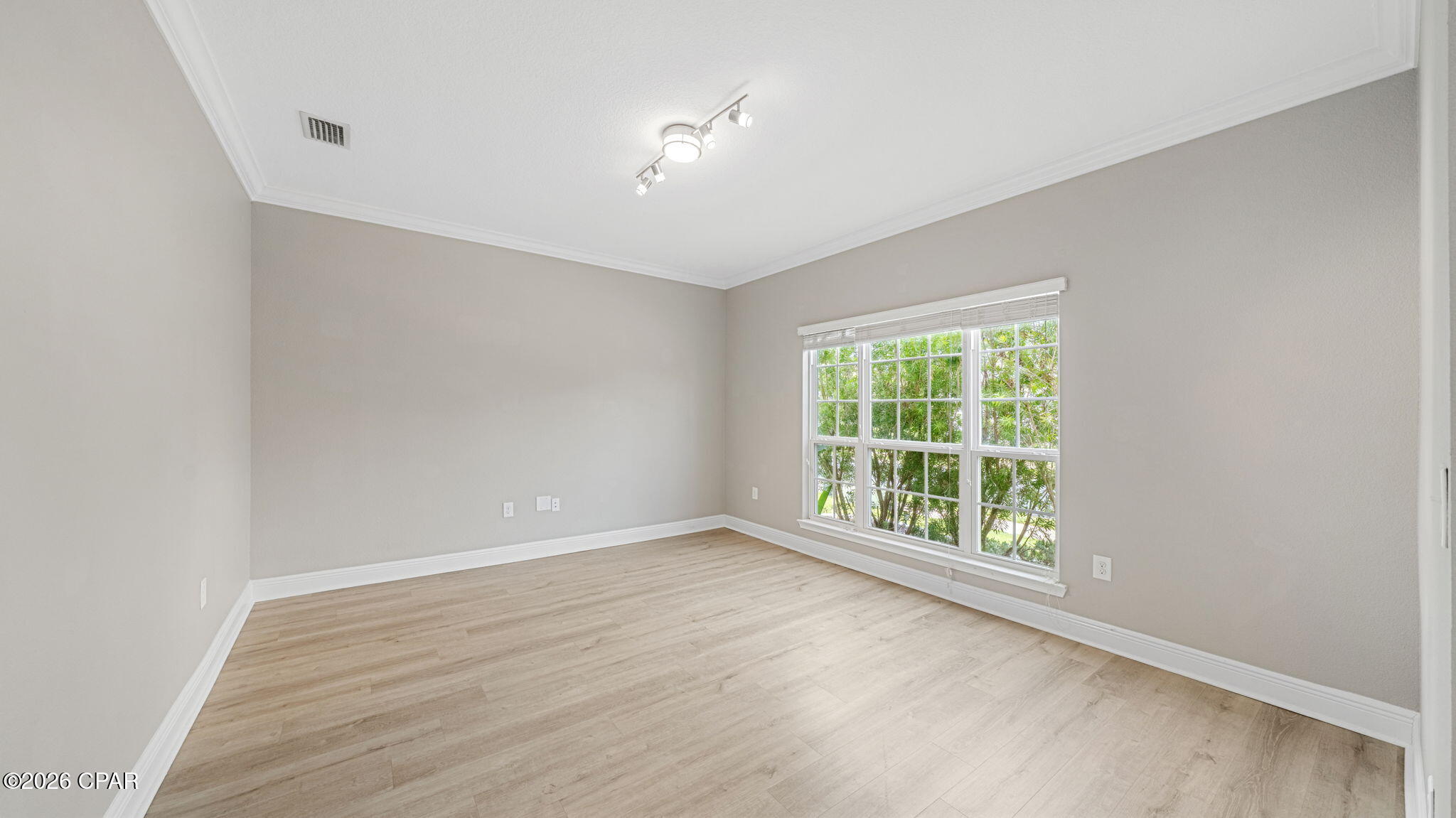 103 S Shoreview Drive