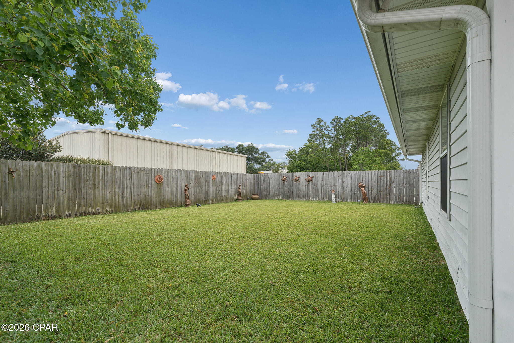 102 Heritage Circle