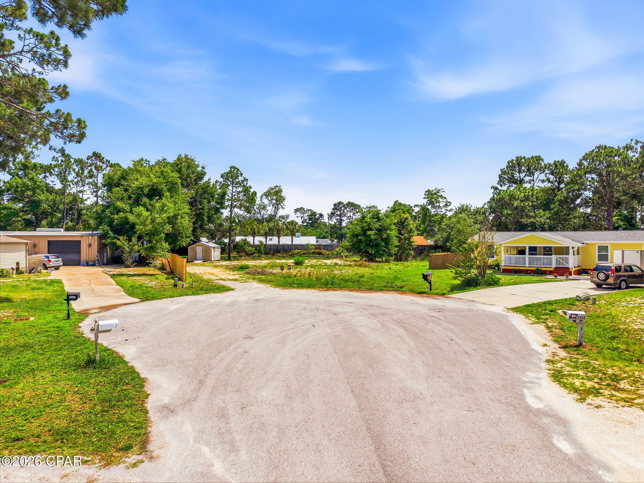 2526 Shady Oak Court