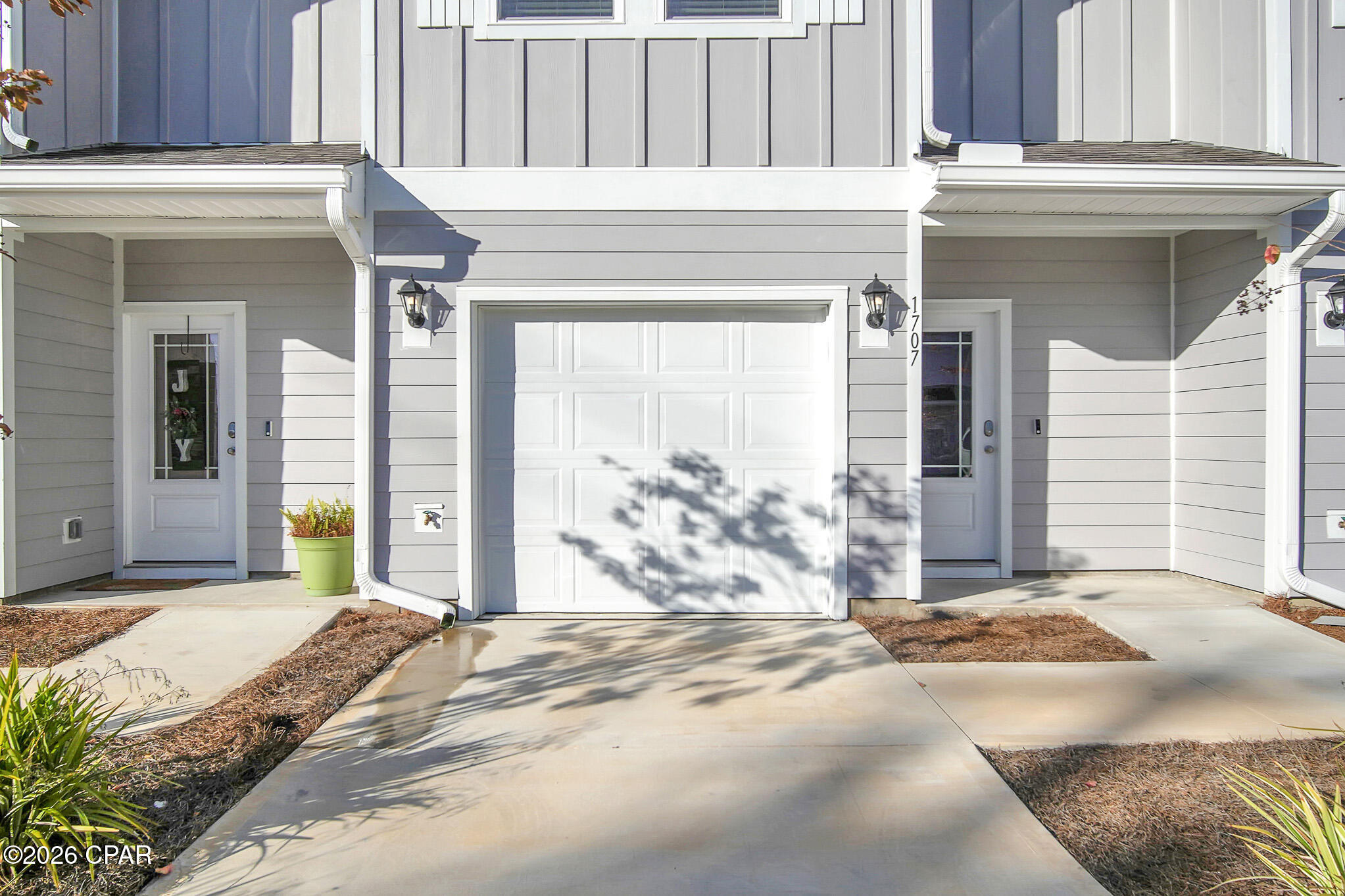 1707 Jakes Drive