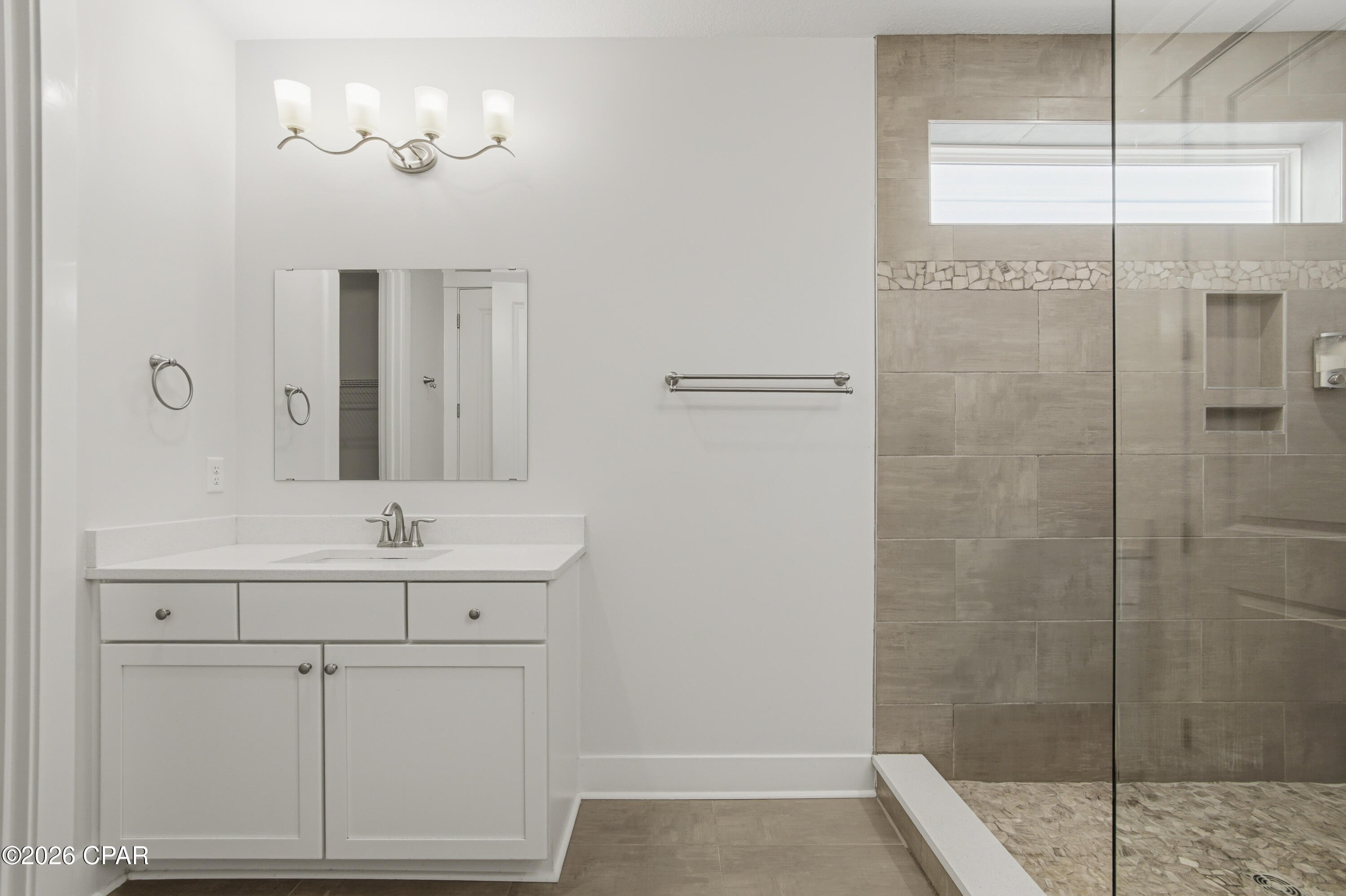 1816 Discovery Loop