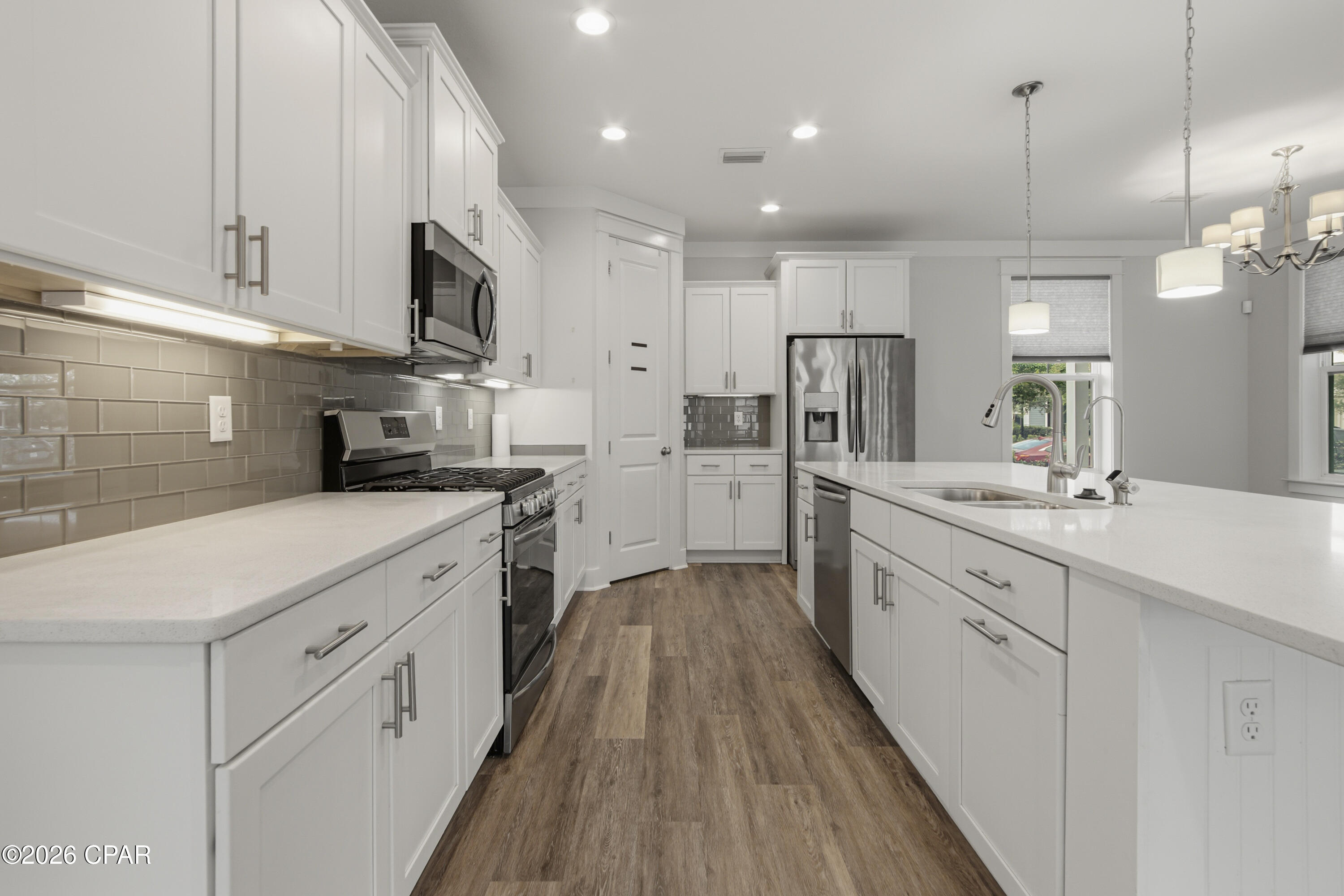 1816 Discovery Loop