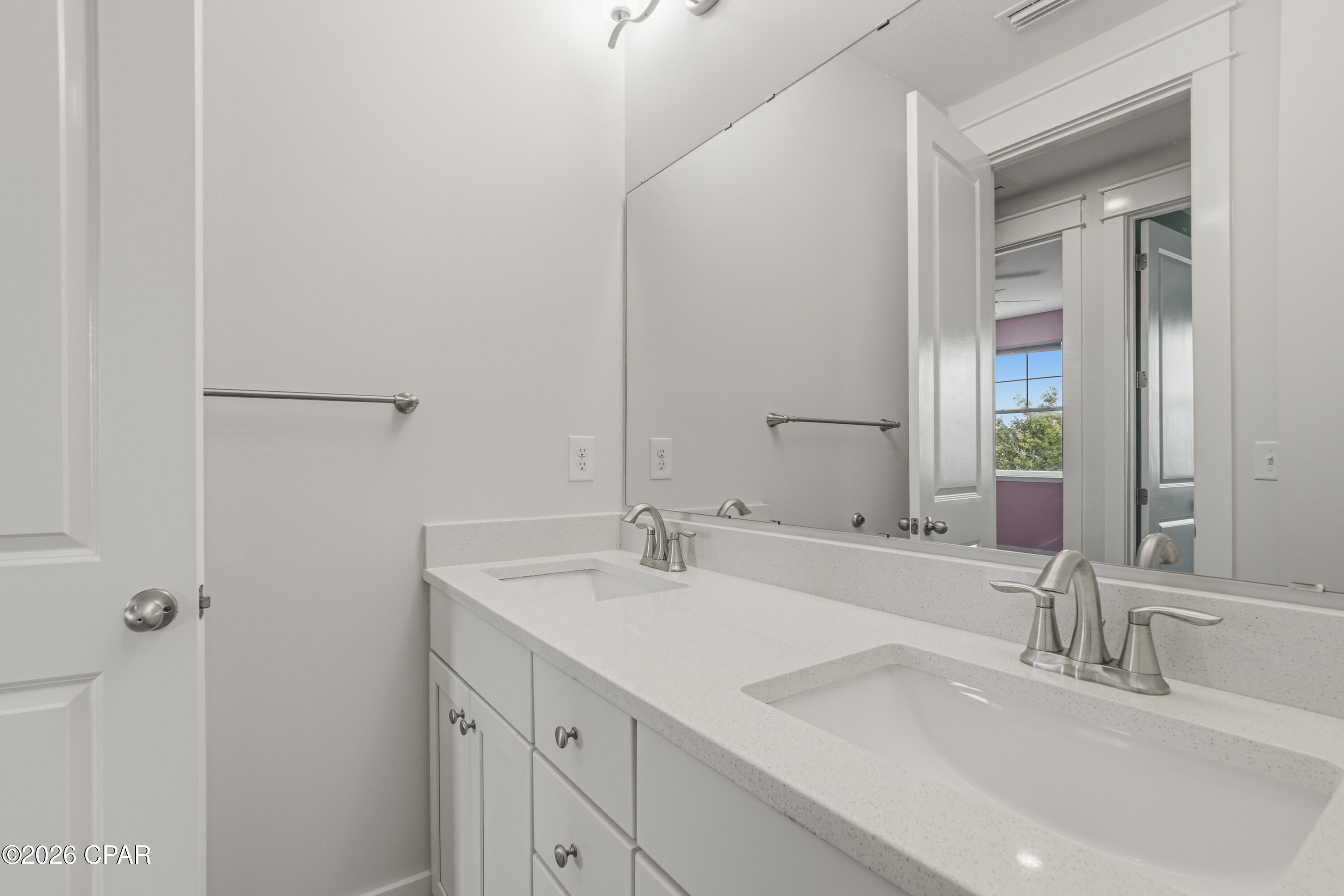 1816 Discovery Loop